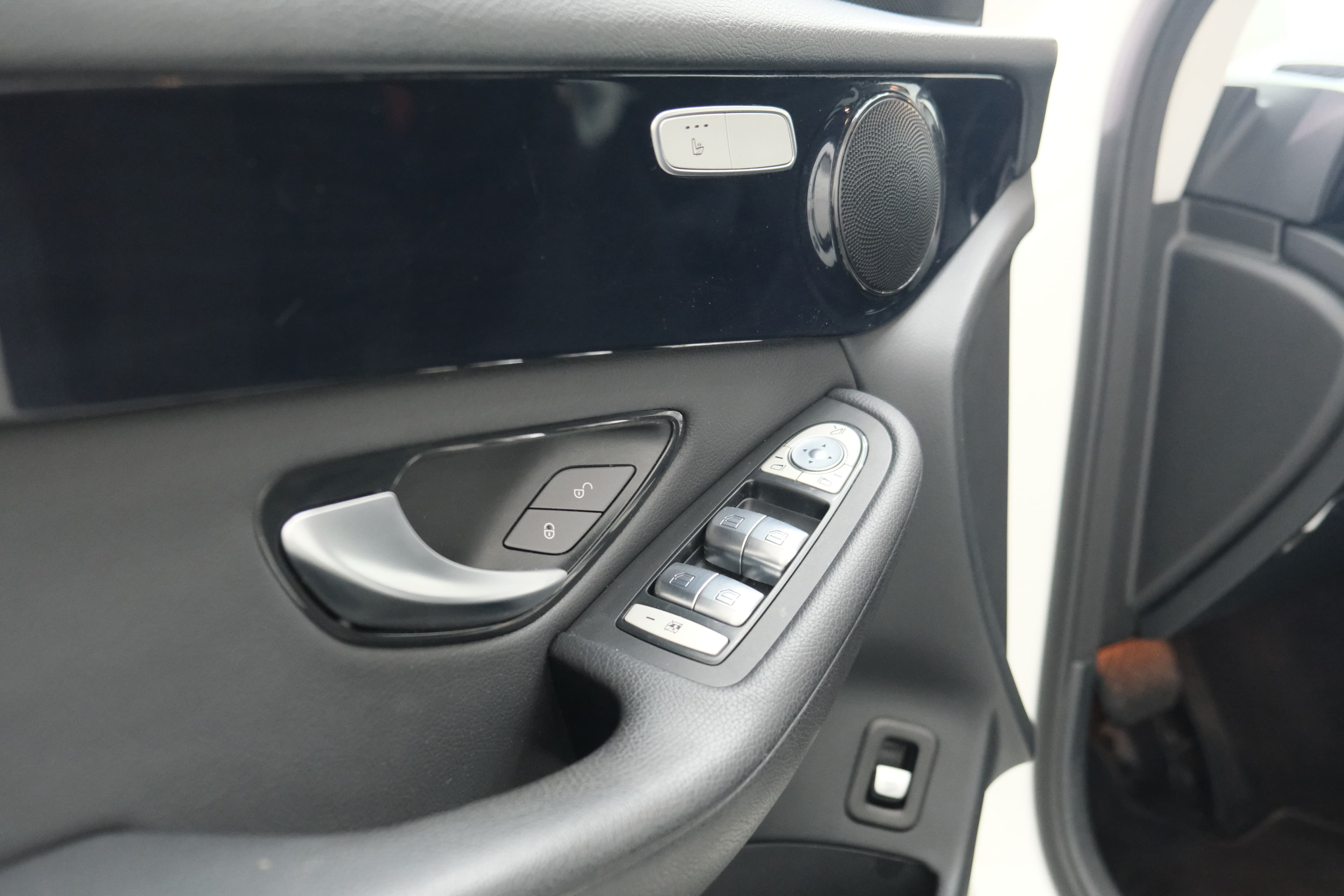 Mercedes Benz GLC 200 Bild 26