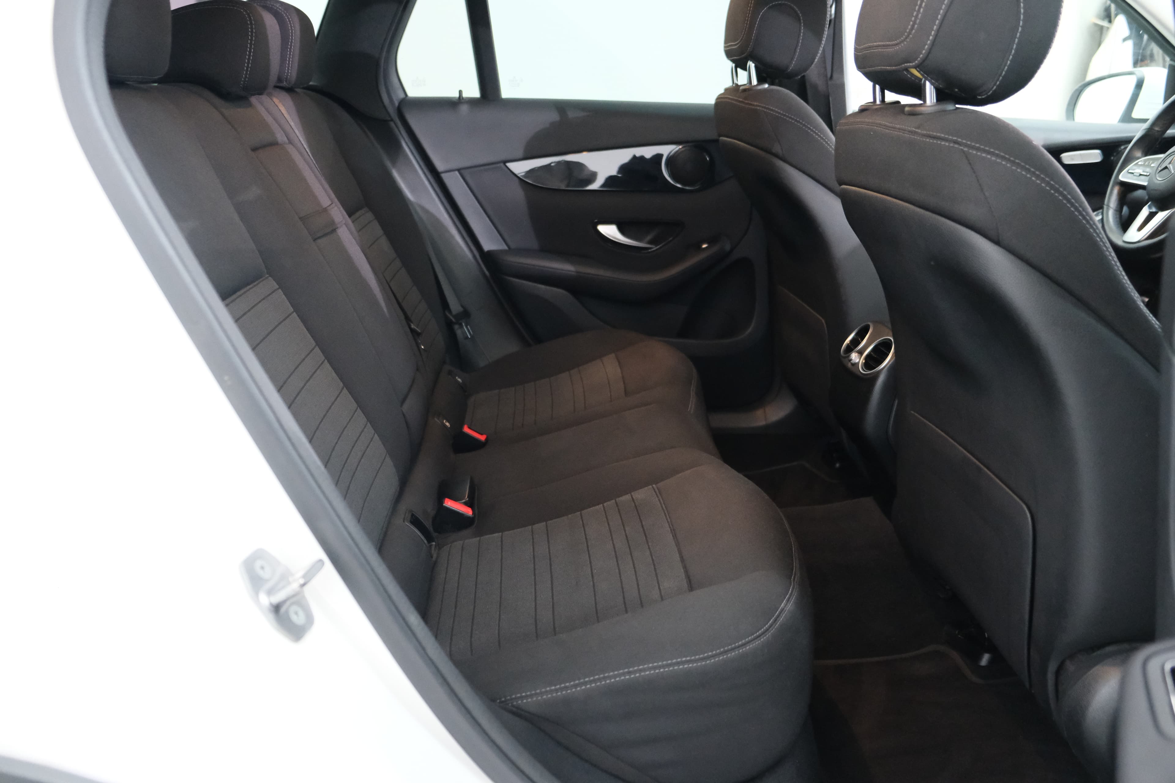 Mercedes Benz GLC 200 Bild 28