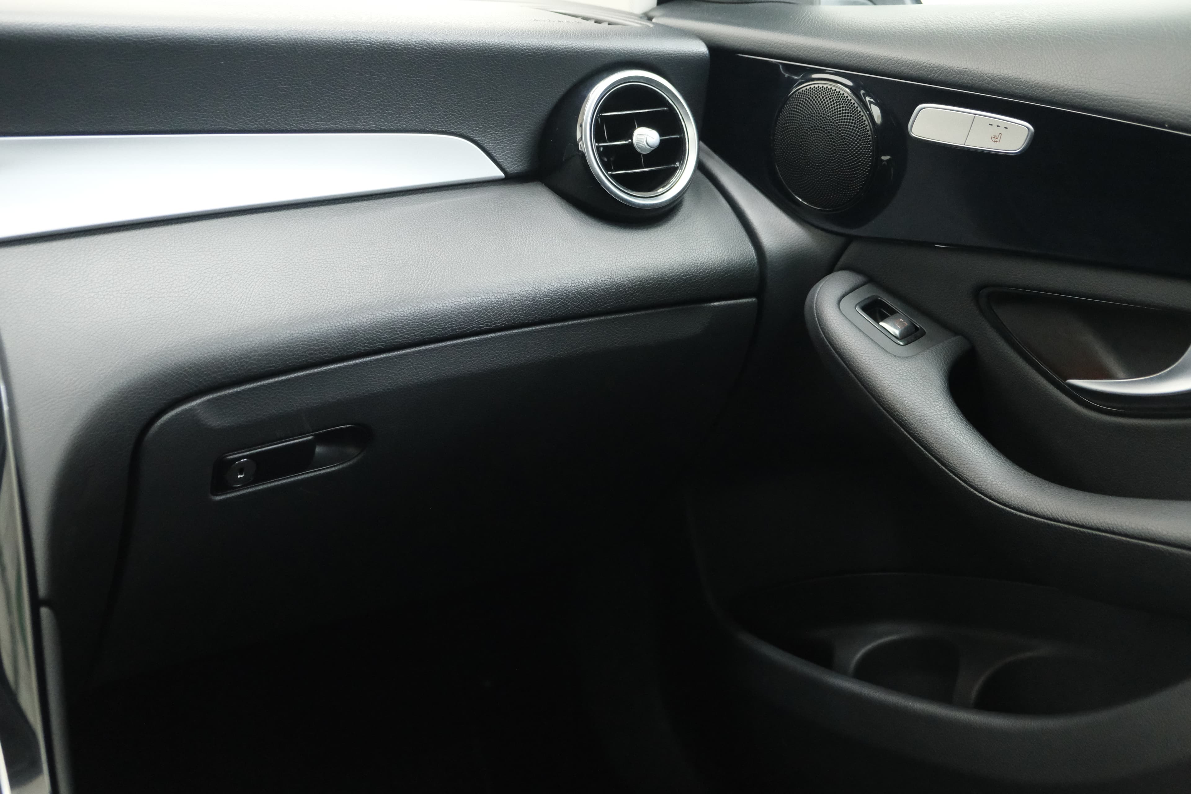 Mercedes Benz GLC 200 Bild 24