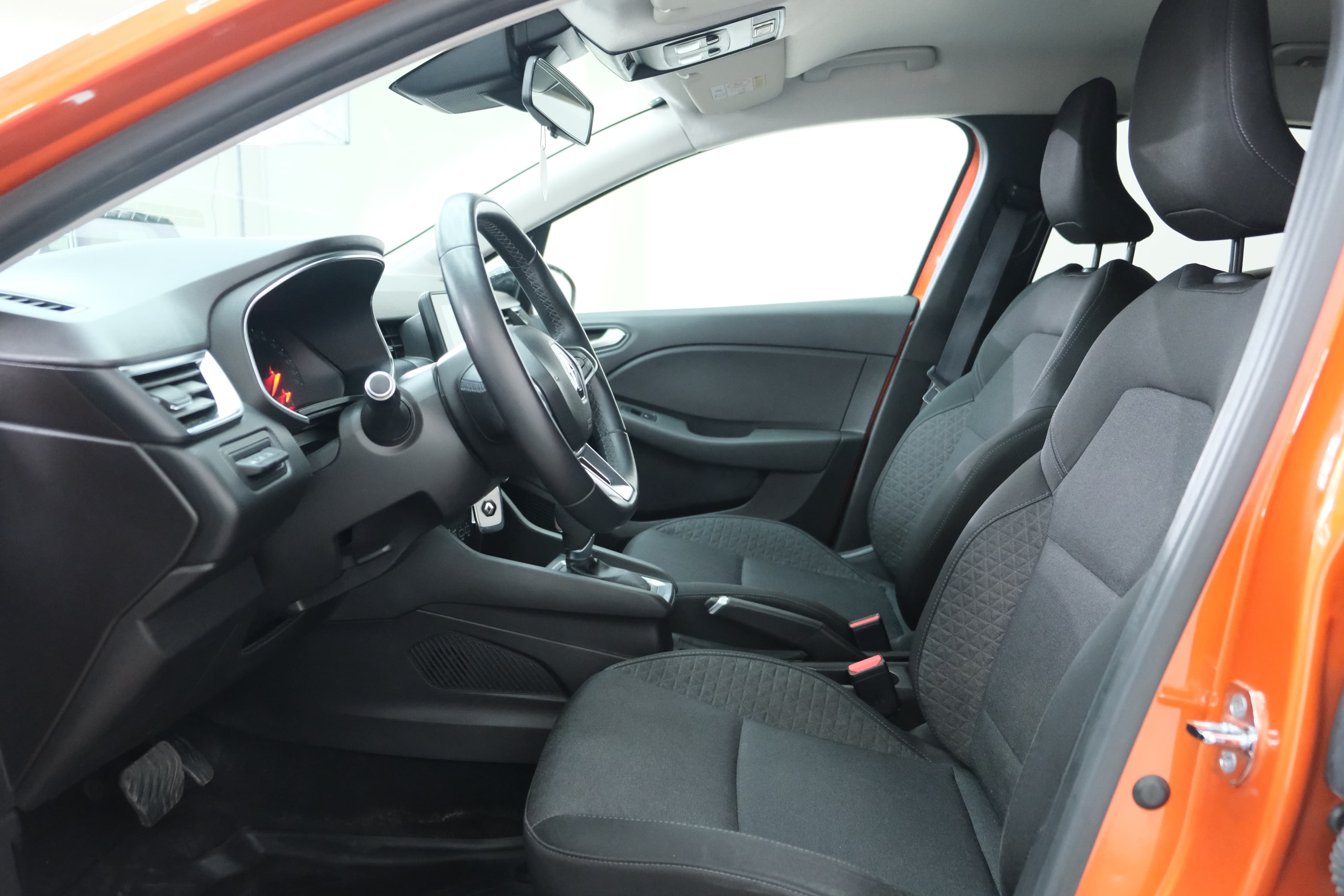 Renault Clio Bild 18