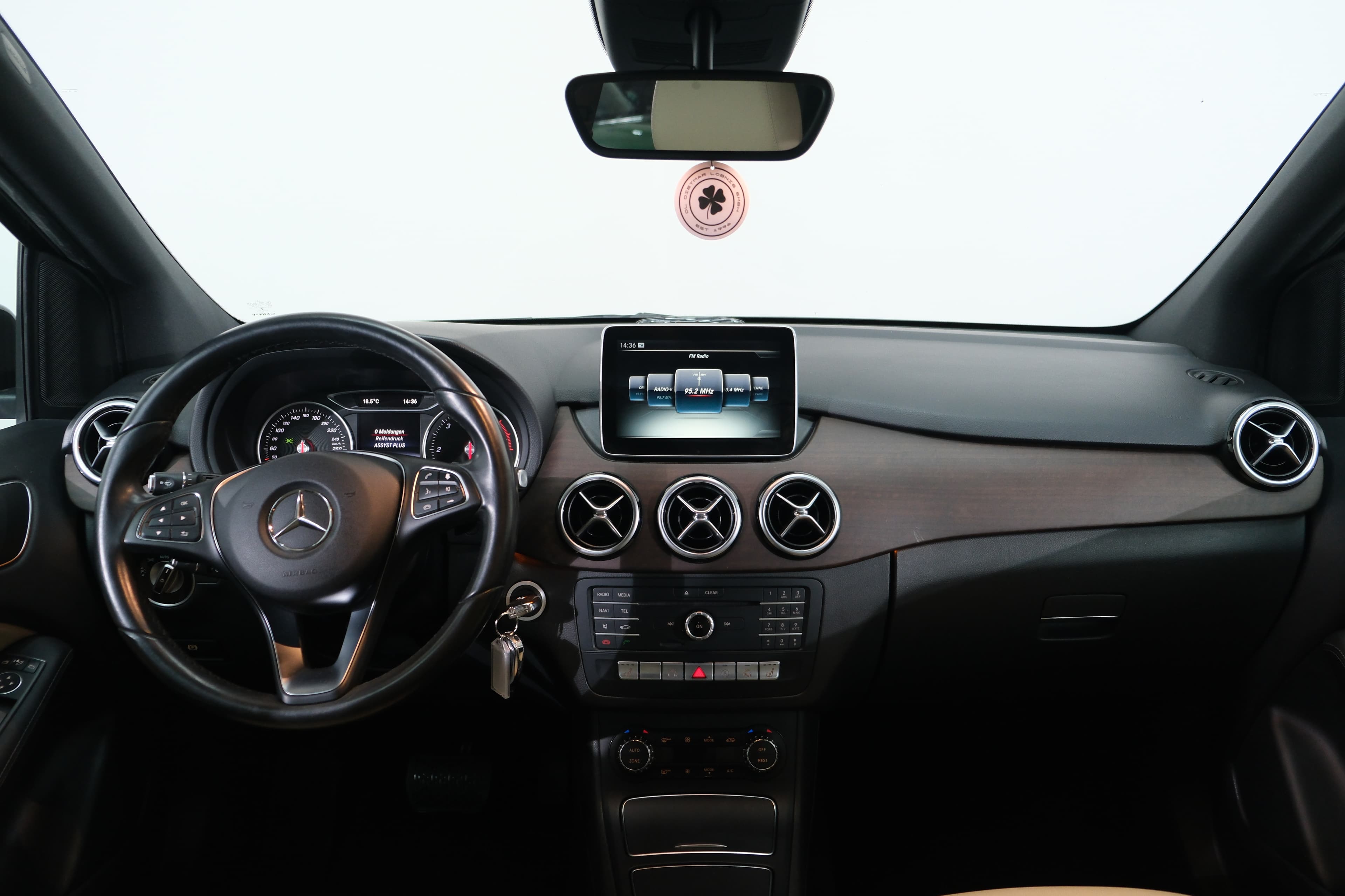 Mercedes Benz B-Klasse Bild 9