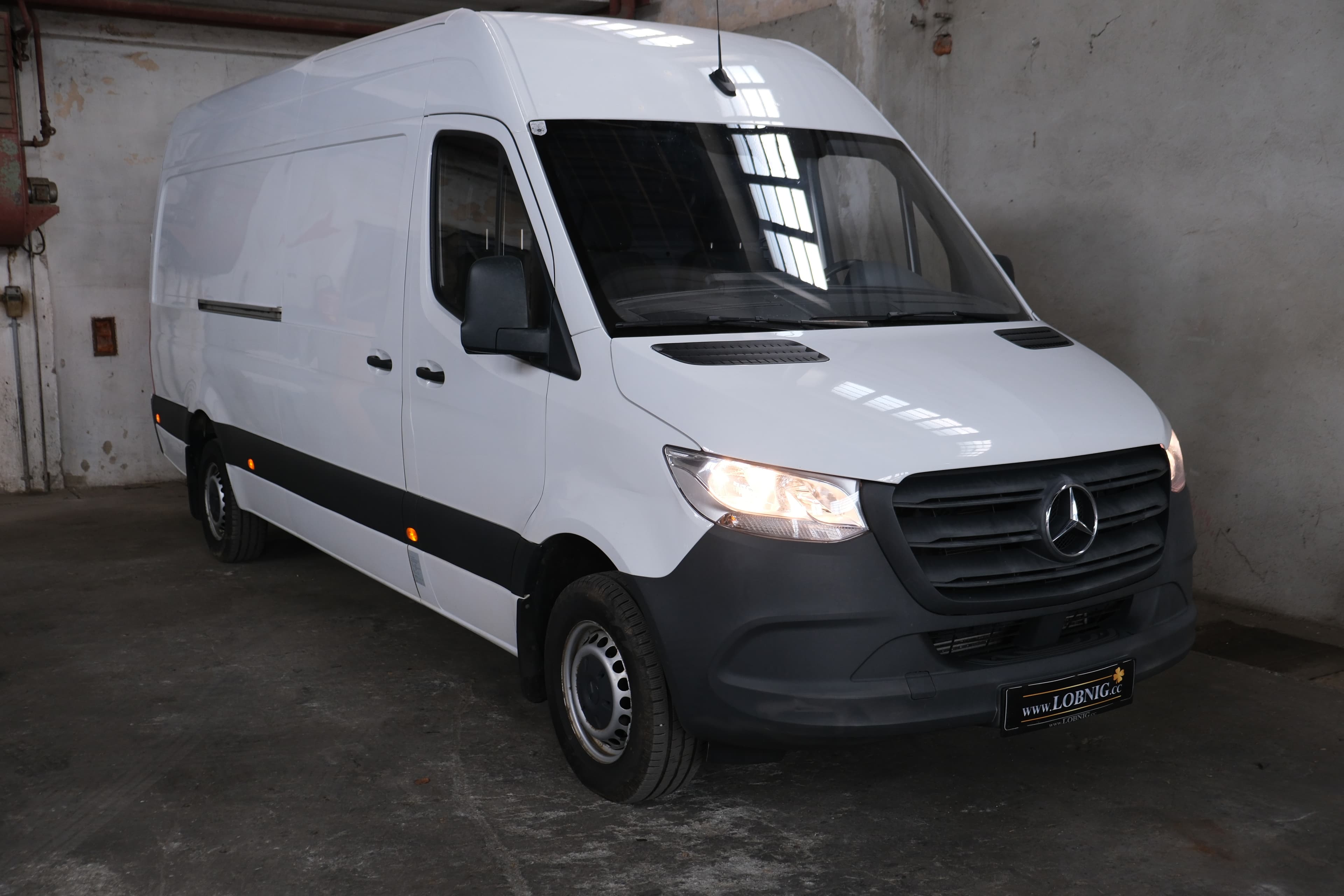Mercedes Benz Sprinter Bild 2