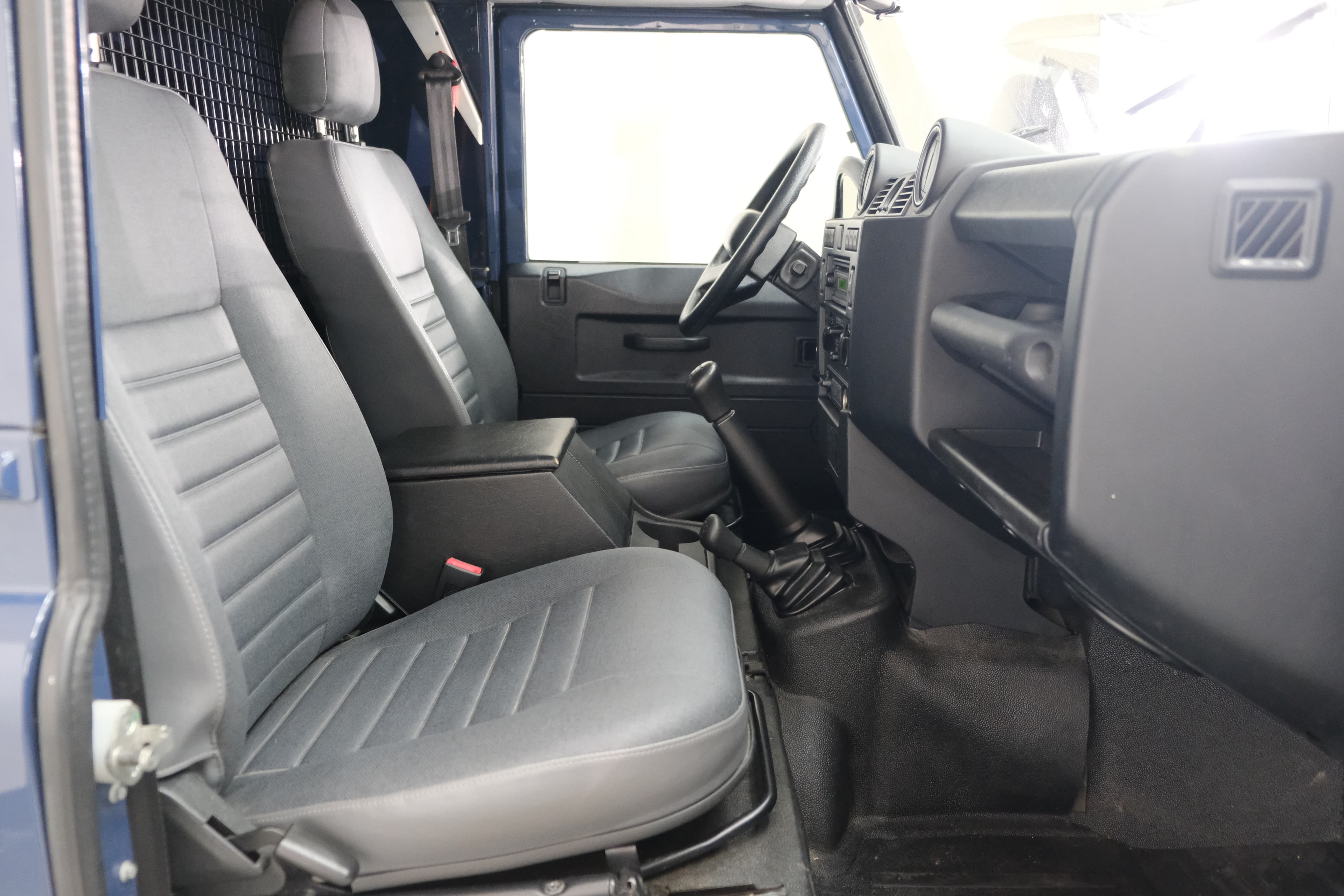 Land Rover Defender Bild 17