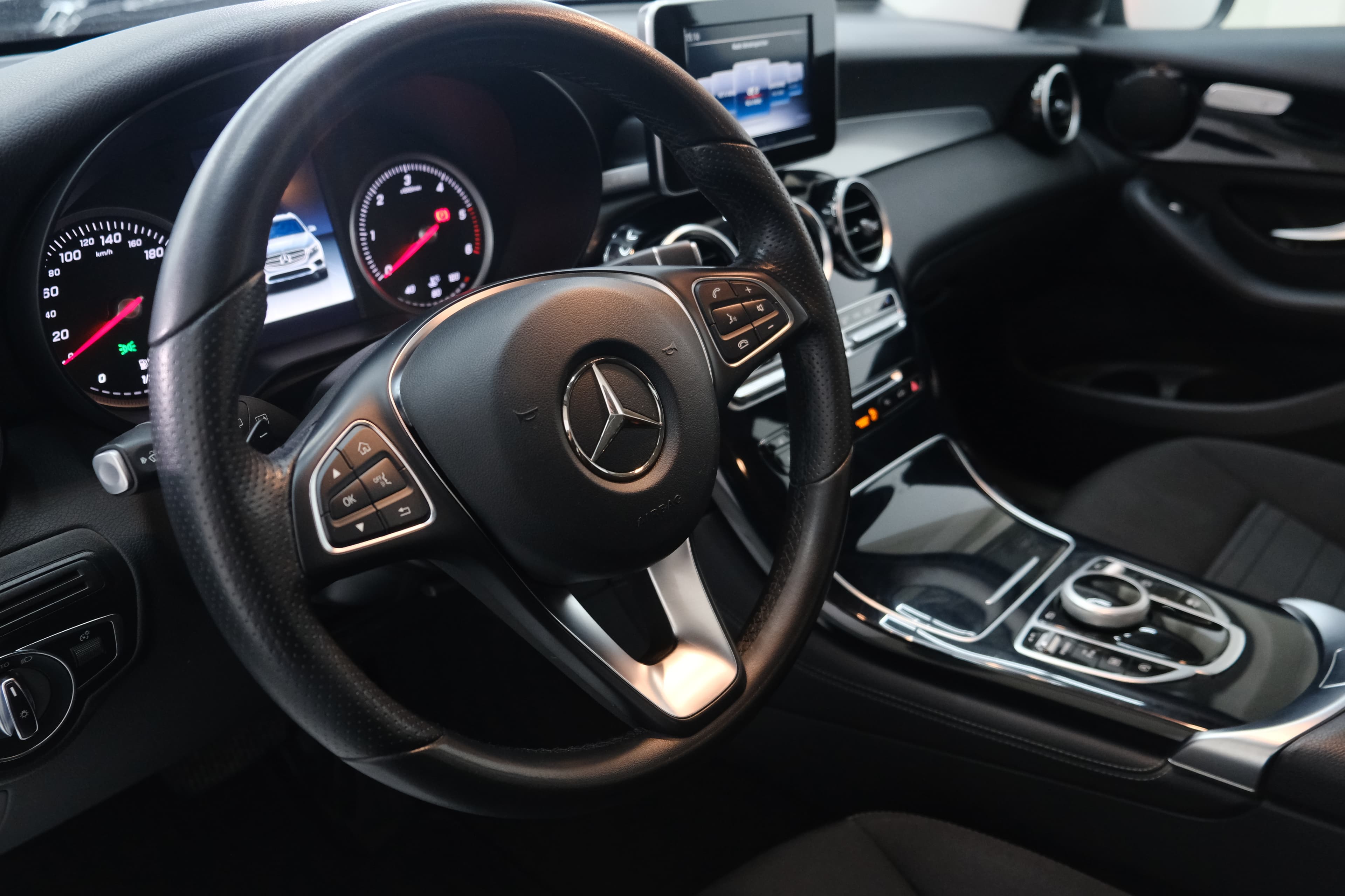 Mercedes Benz GLC Bild 18