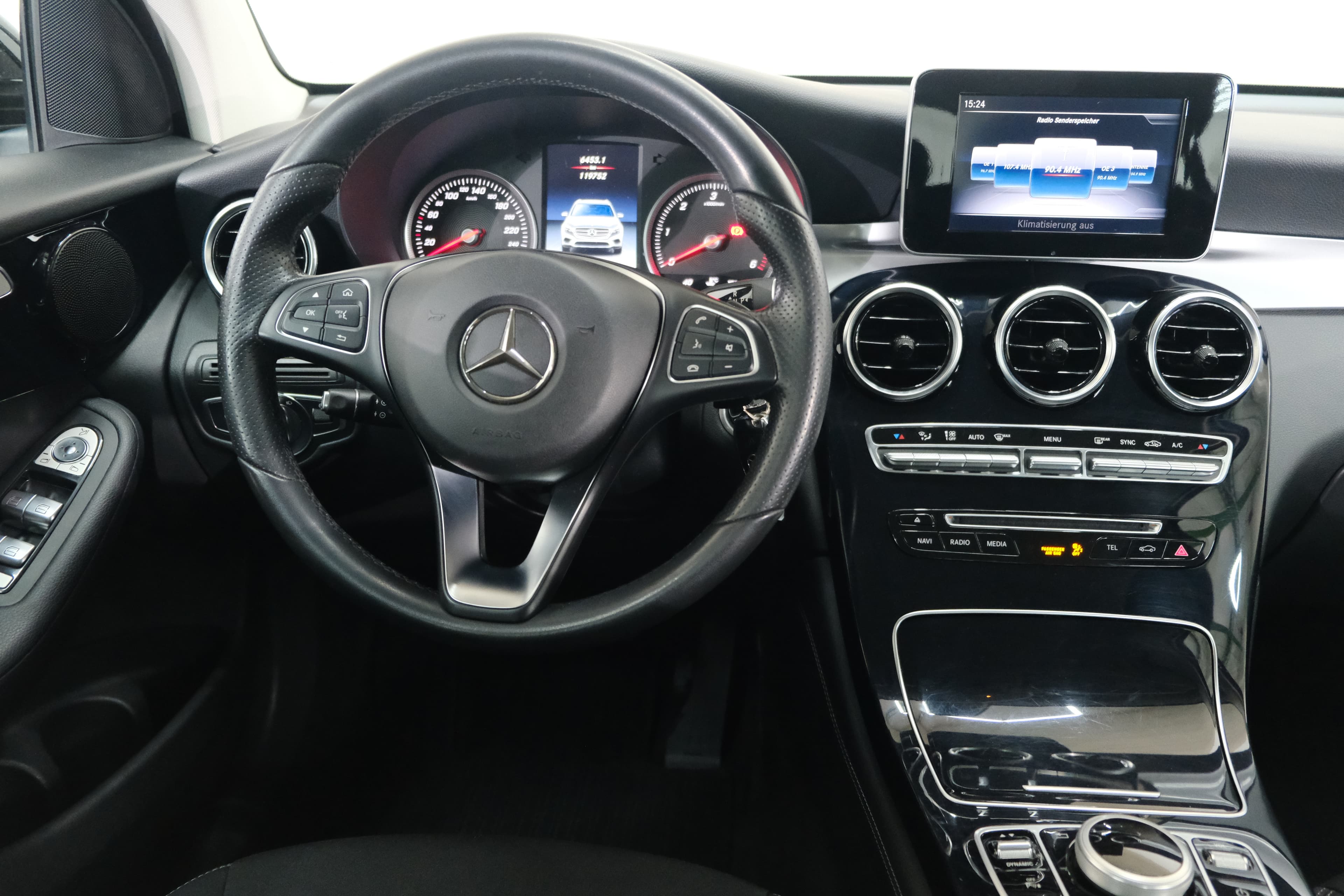 Mercedes Benz GLC Bild 15