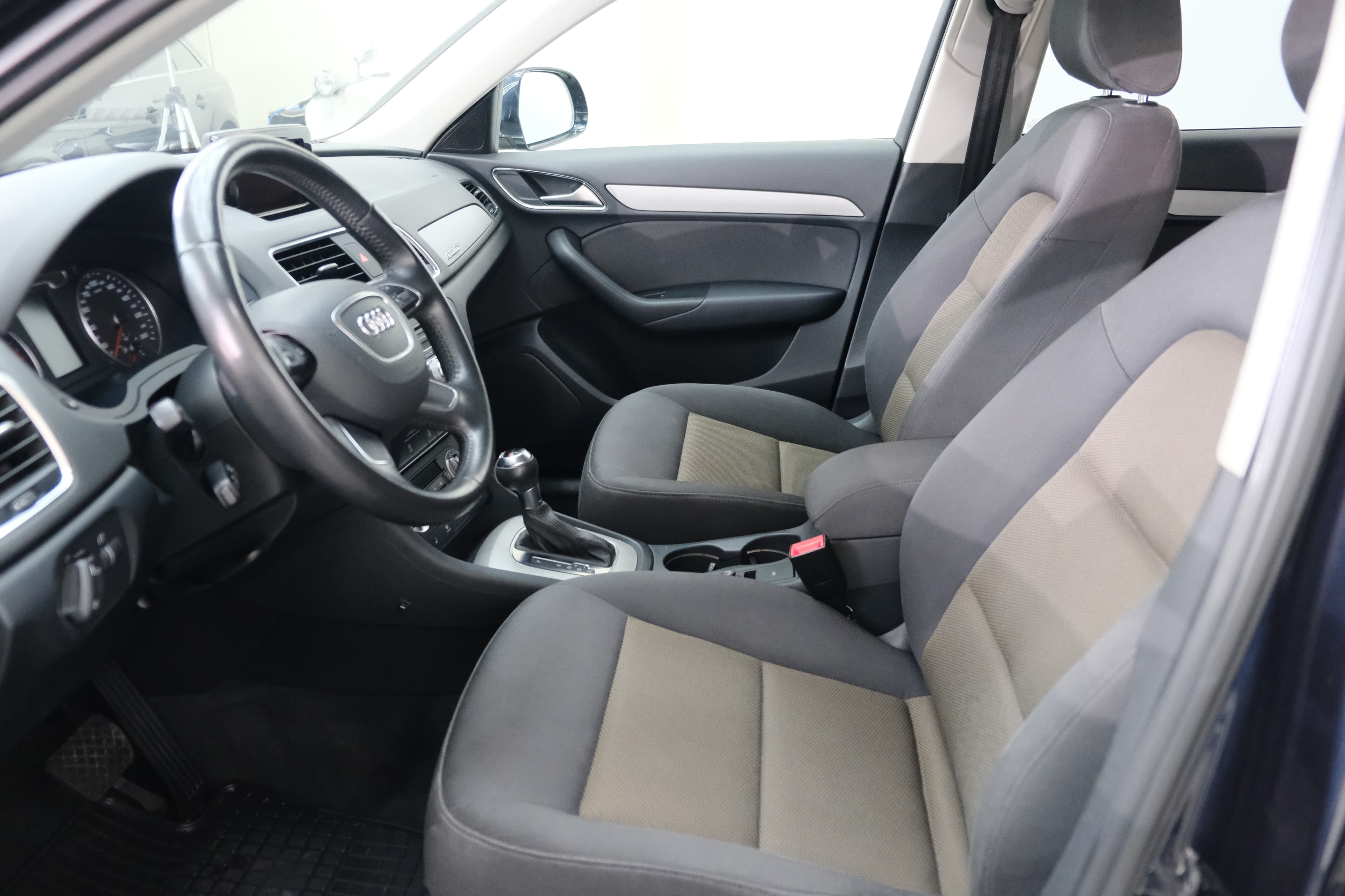 Audi Q3 Bild 17