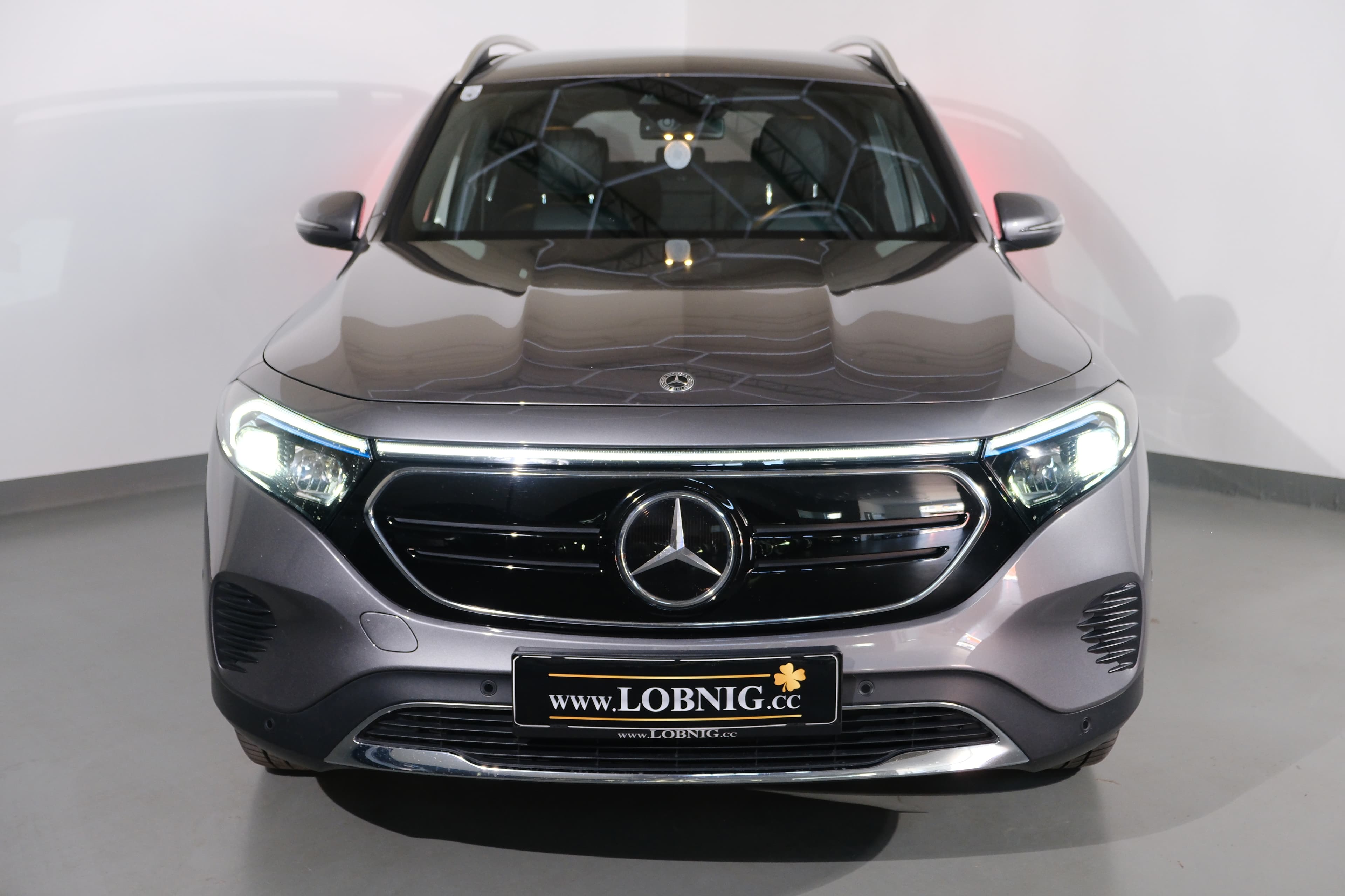 Mercedes Benz EQB Bild 2
