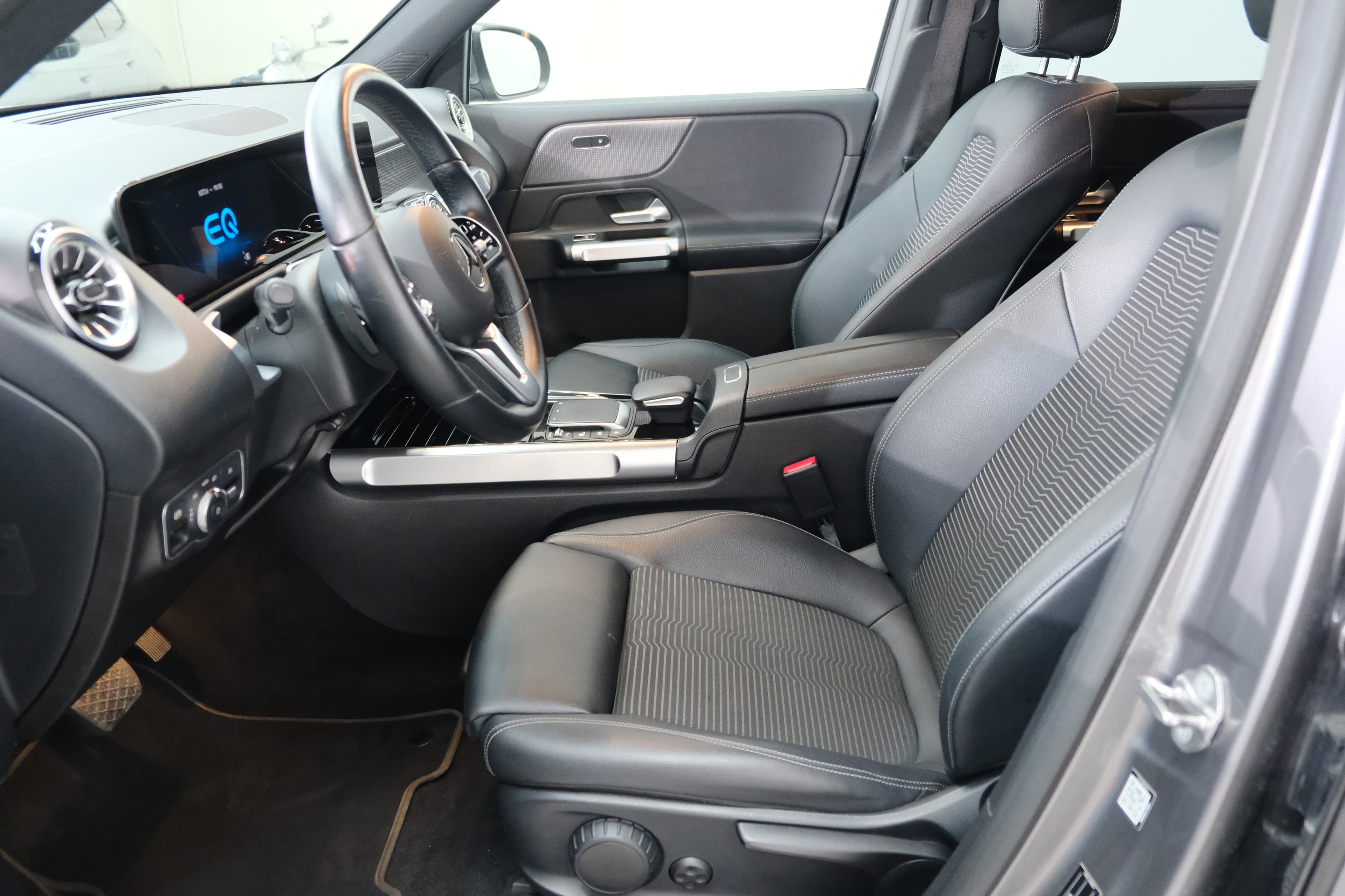 Mercedes Benz EQB Bild 23