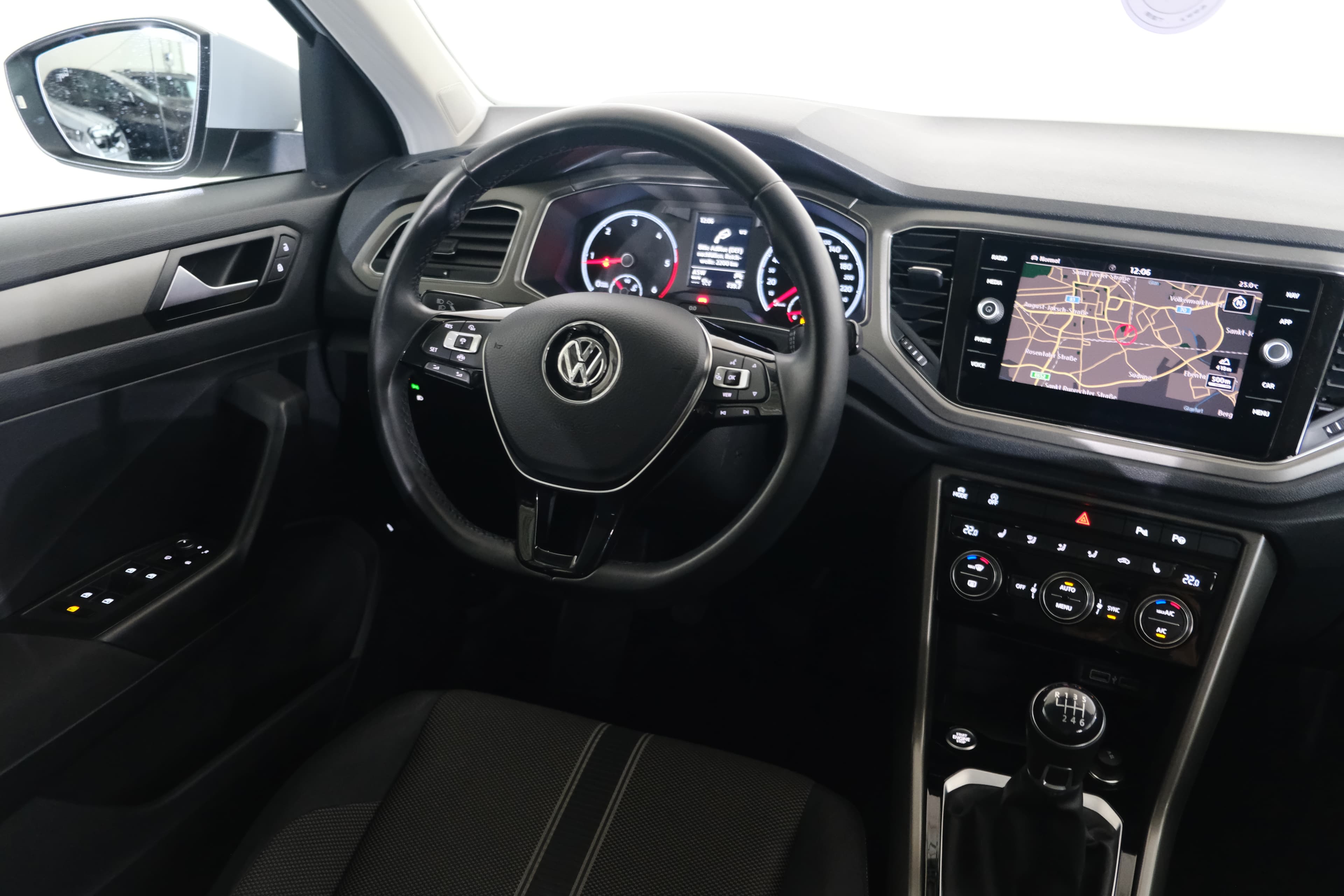 Volkswagen T-Roc Bild 10