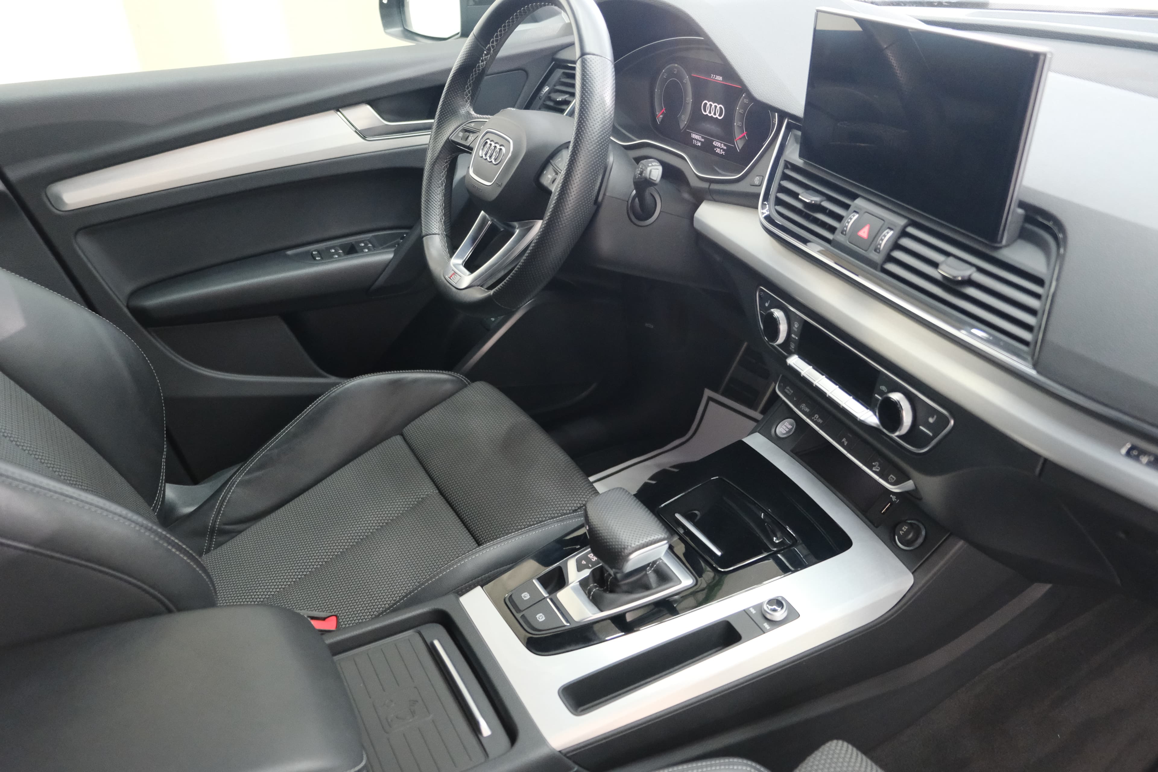 Audi Q5 Bild 23
