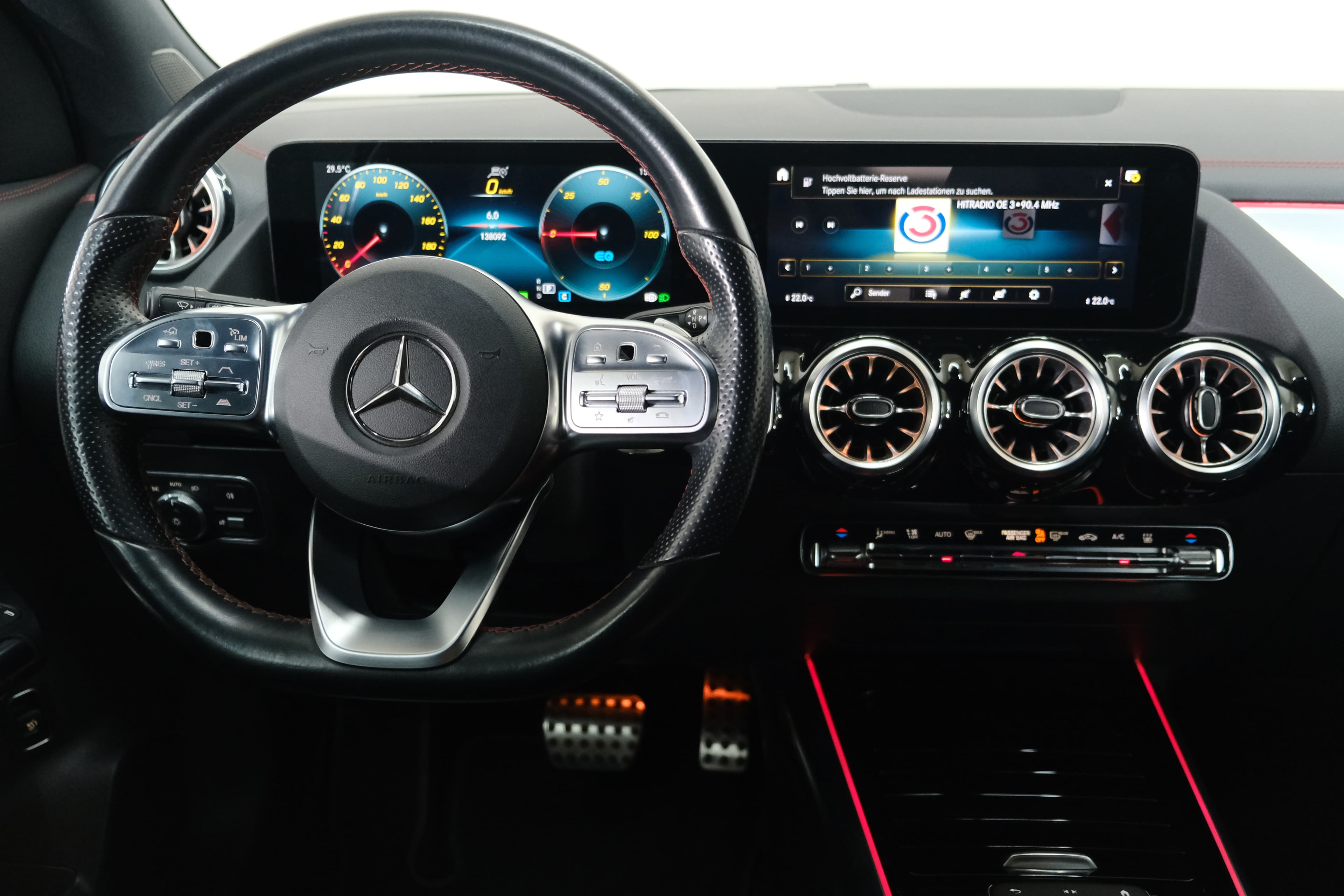 Mercedes Benz EQA Bild 12