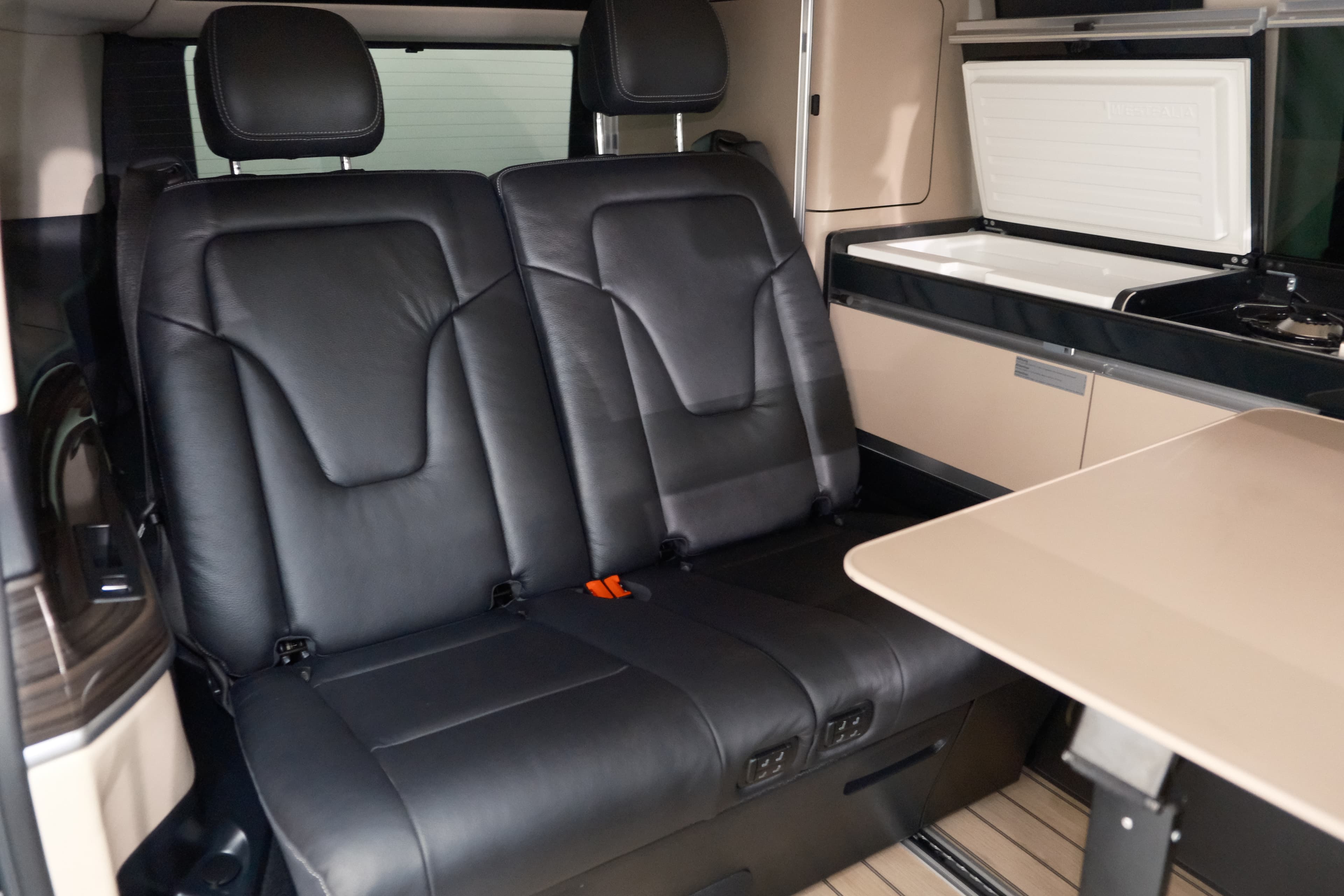 Mercedes Benz V- Klasse  Bild 17