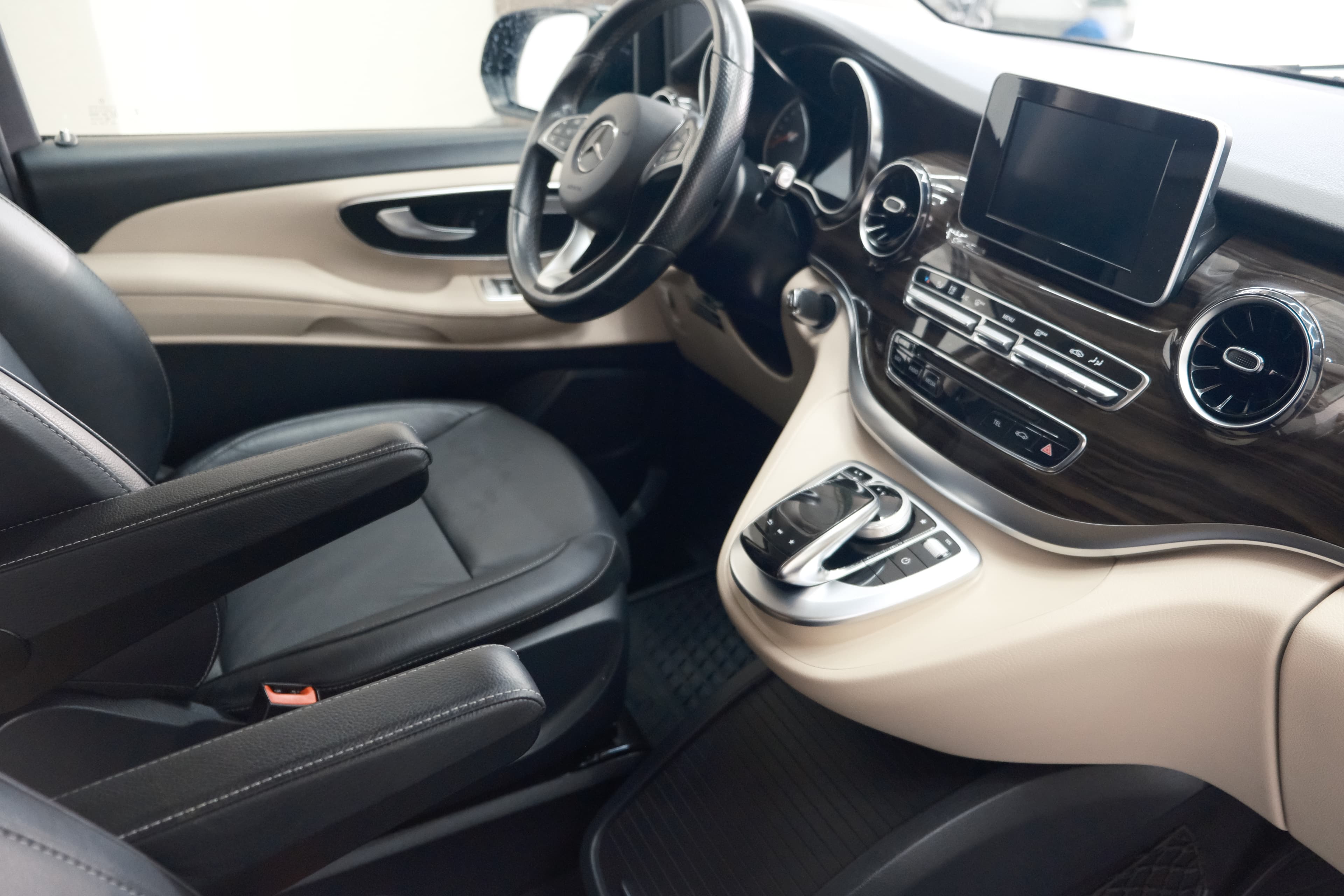Mercedes Benz V- Klasse  Bild 22