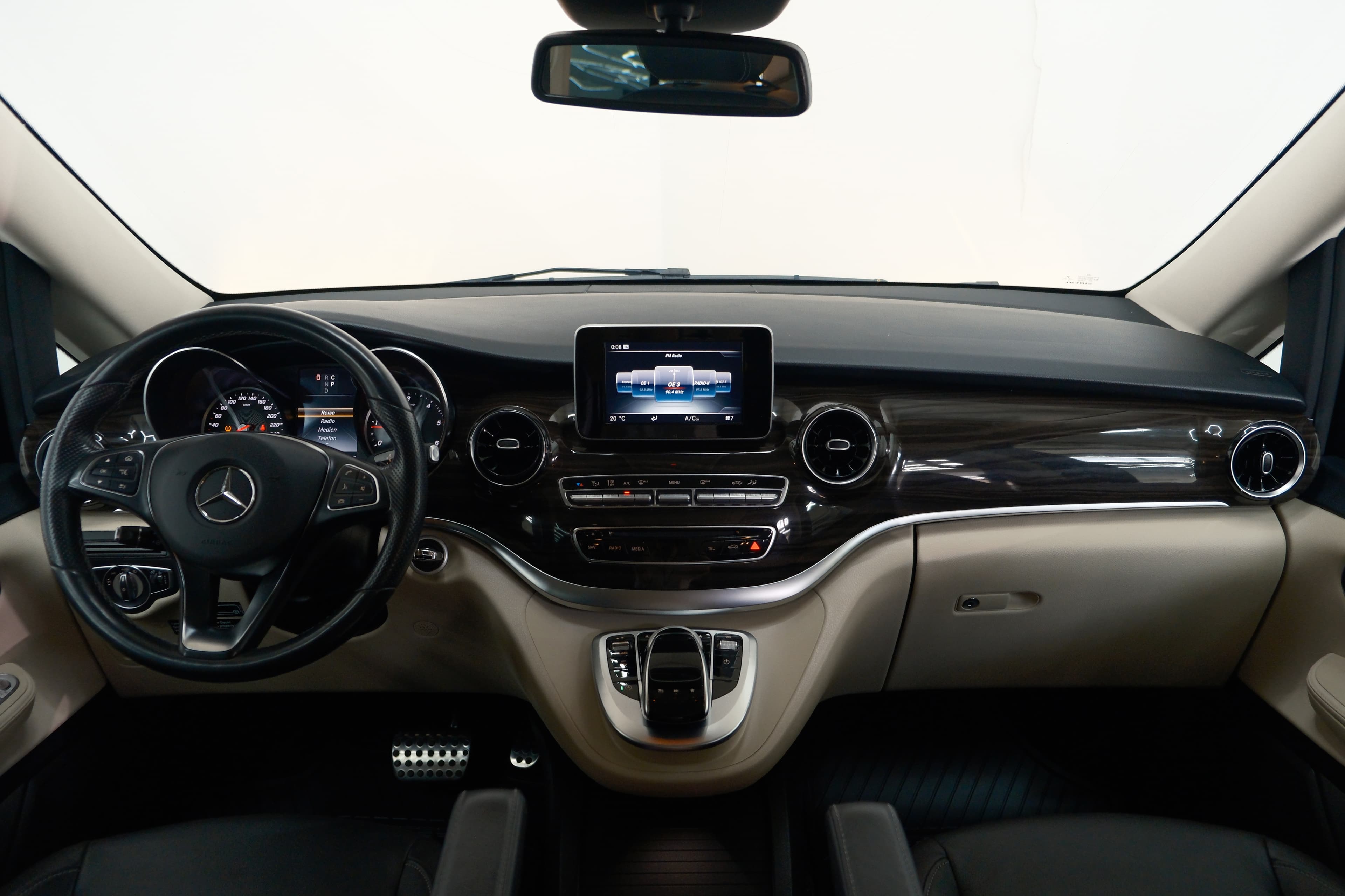 Mercedes Benz V- Klasse  Bild 12