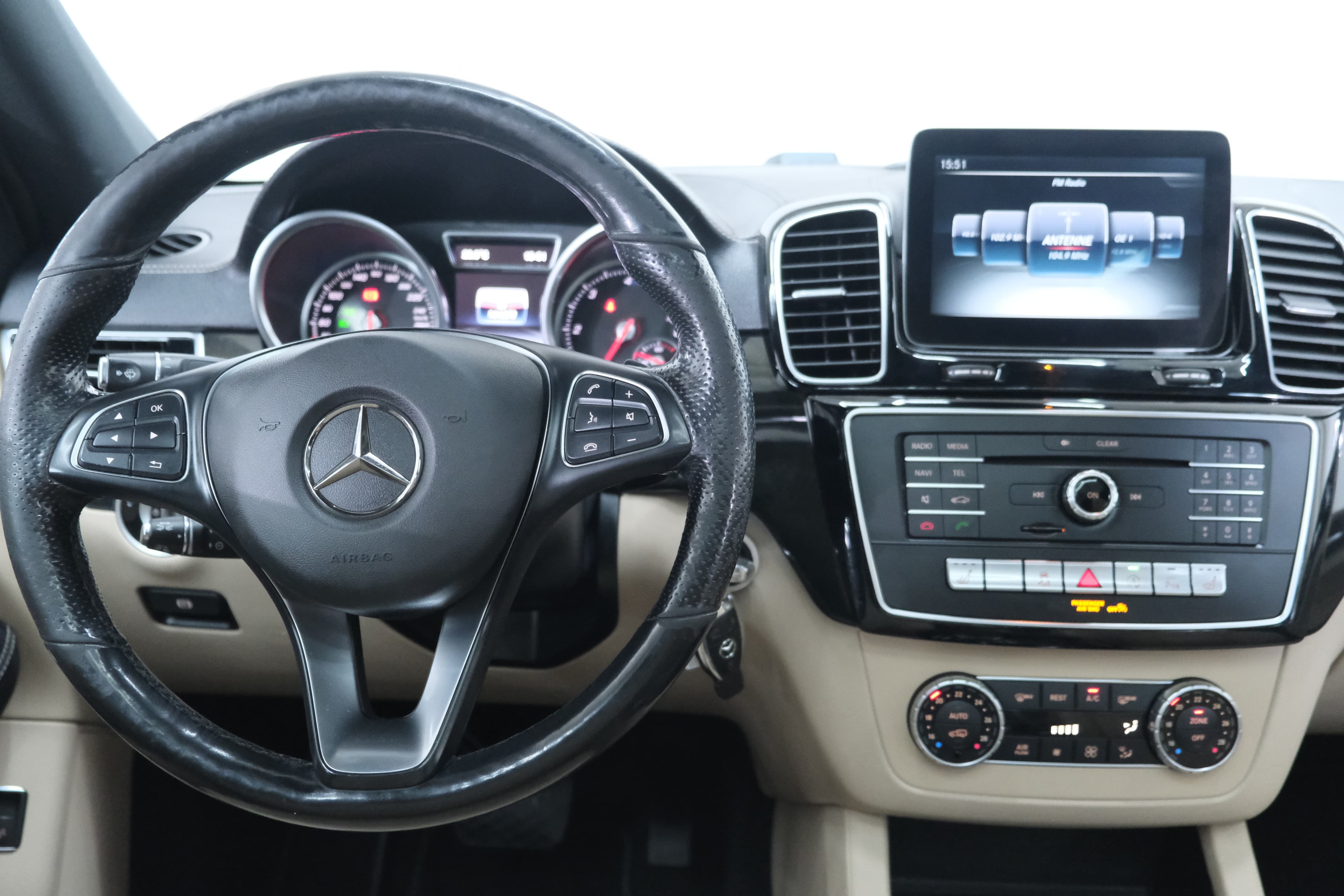 Mercedes Benz GLE Bild 14