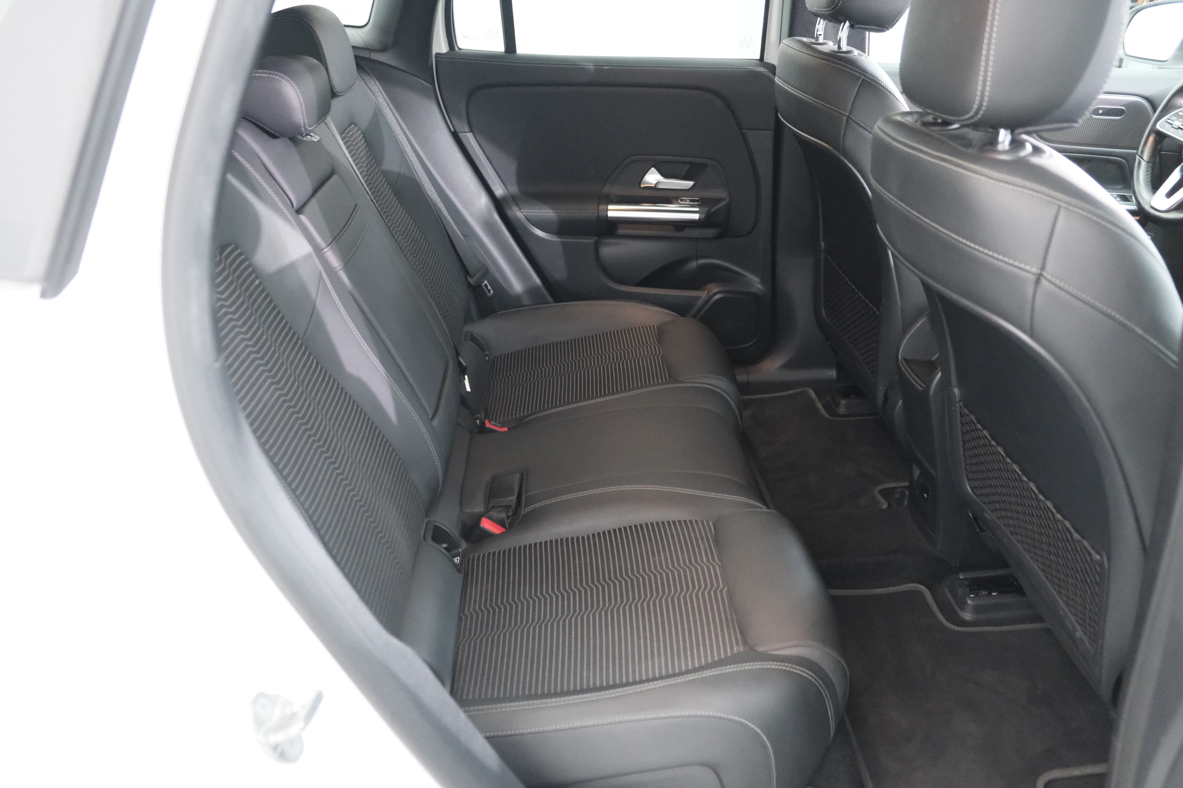 Mercedes Benz EQA  Bild 28