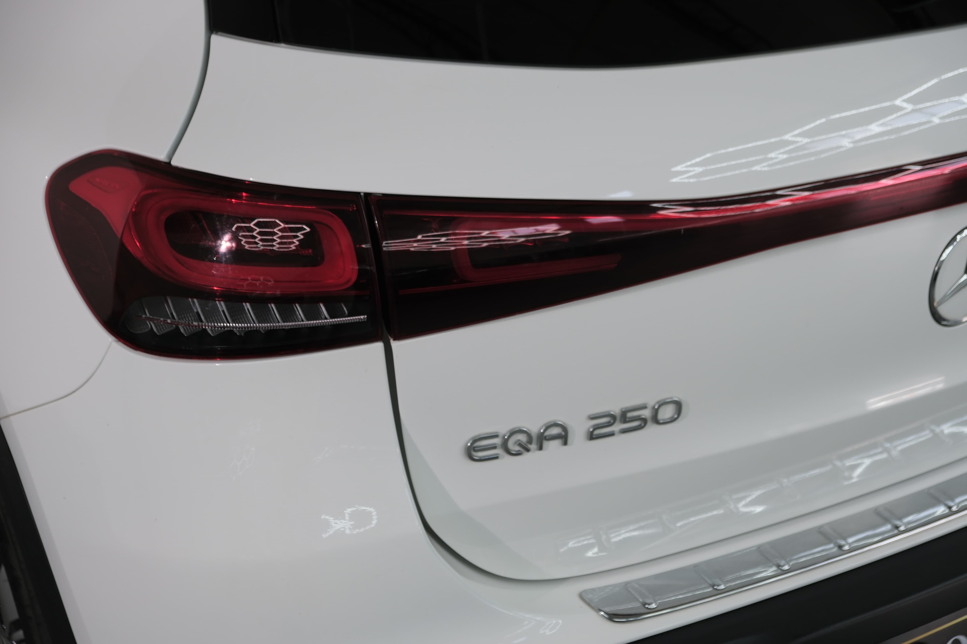 Mercedes Benz EQA  Bild 11