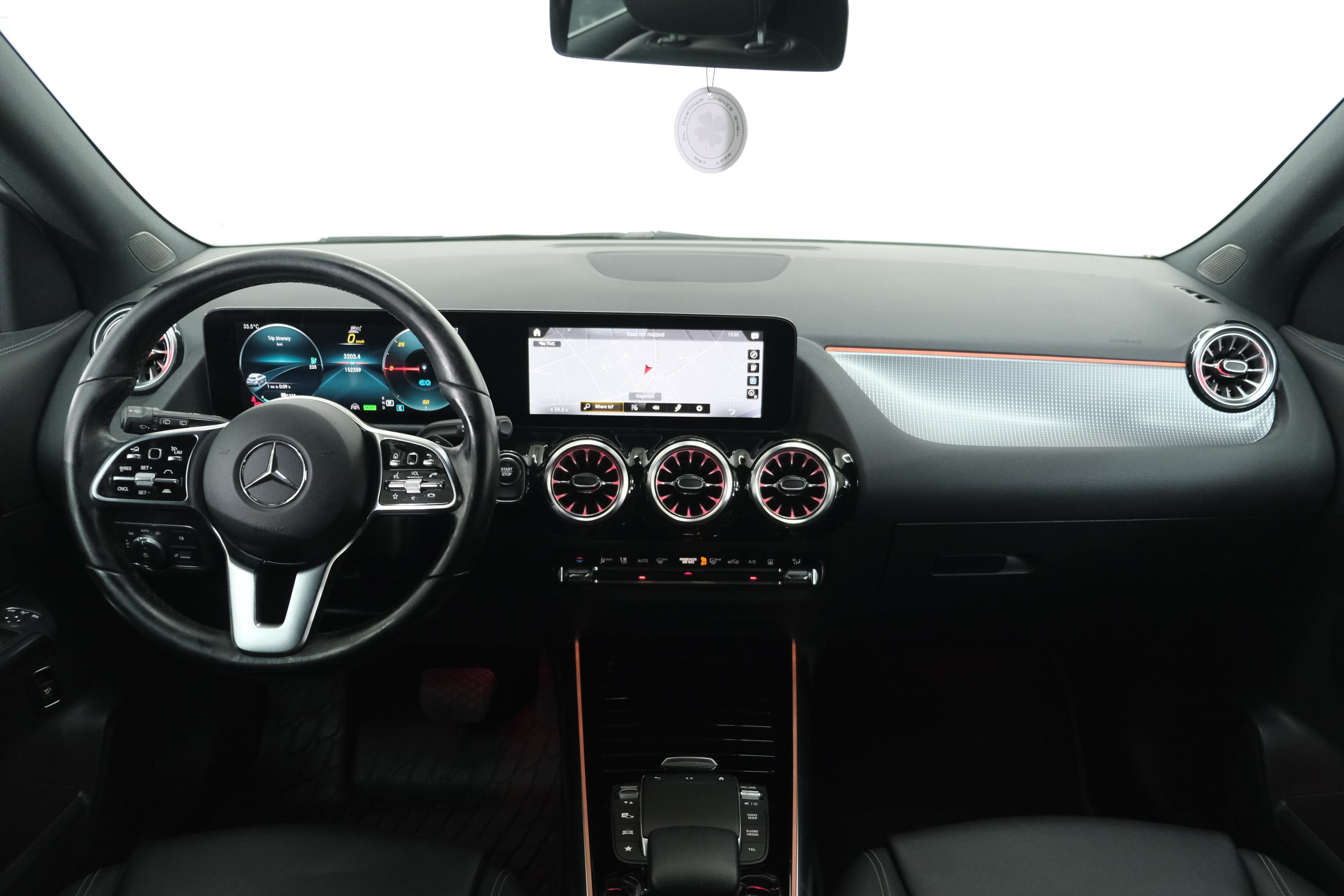 Mercedes Benz EQA  Bild 13