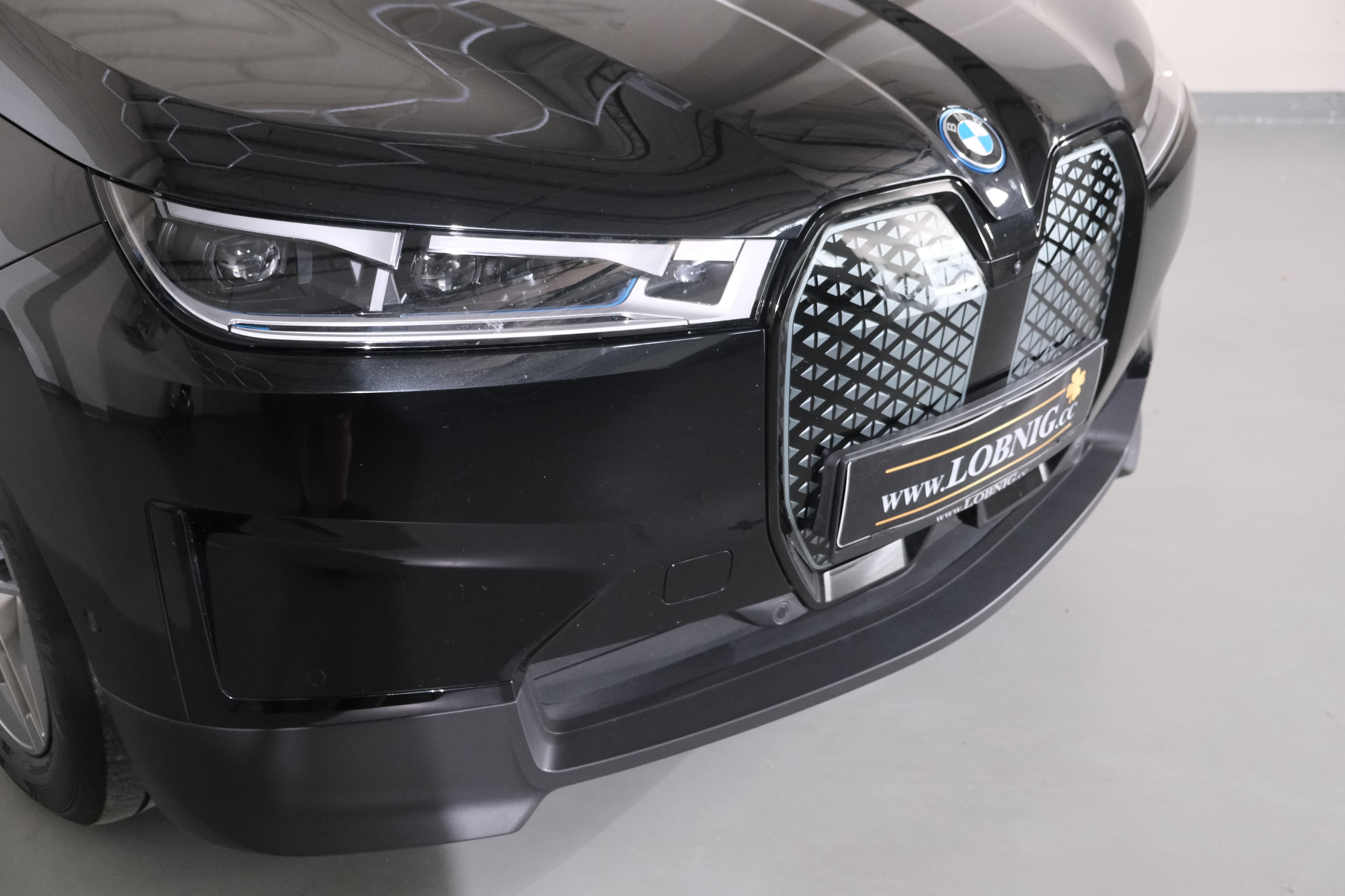 BMW iX Bild 6