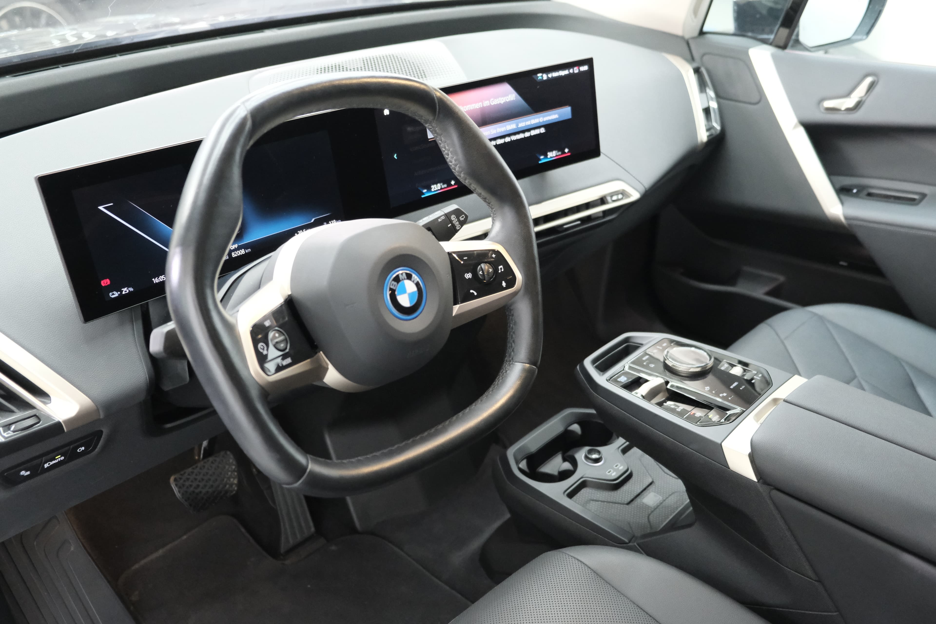 BMW iX Bild 21