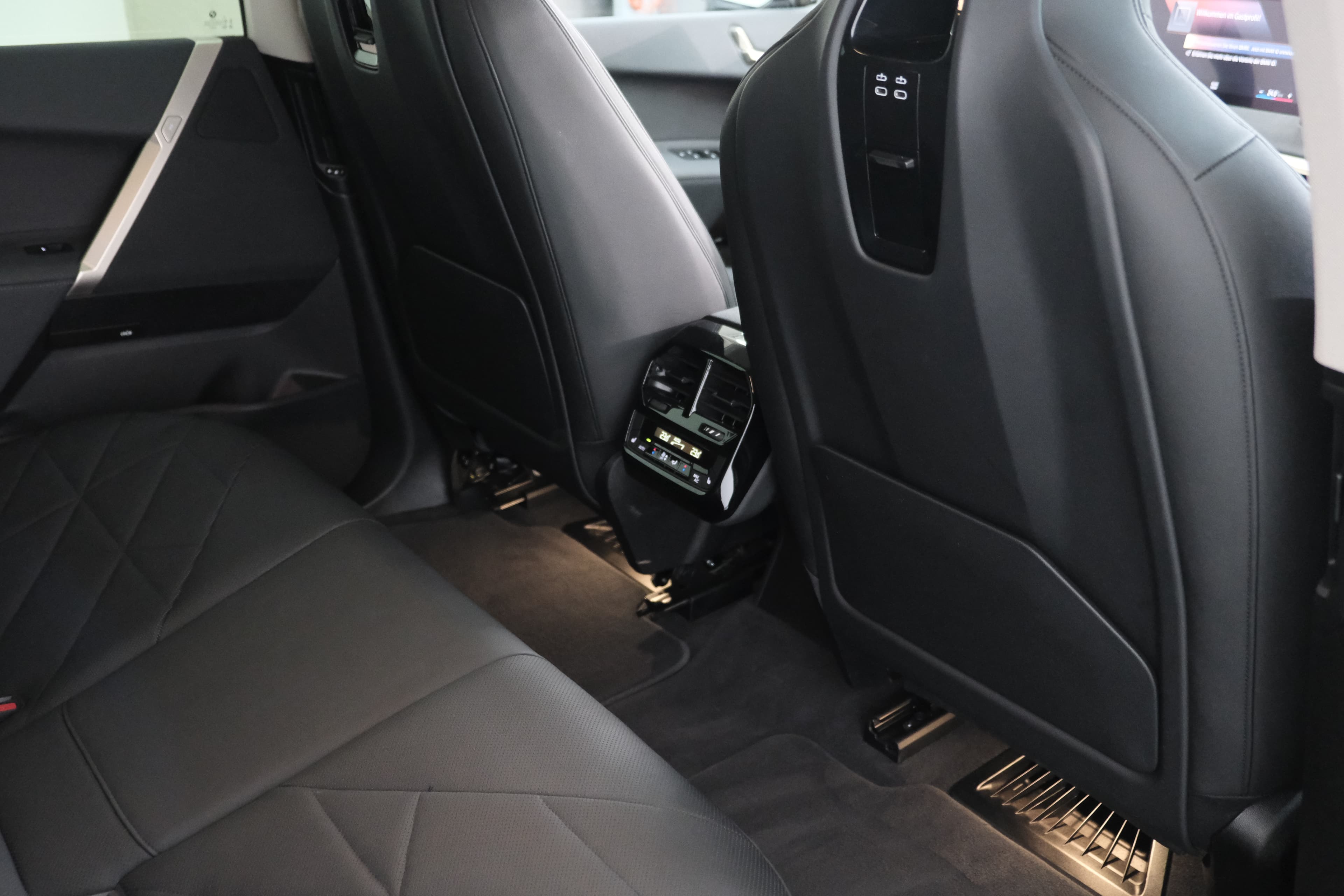 BMW iX Bild 37
