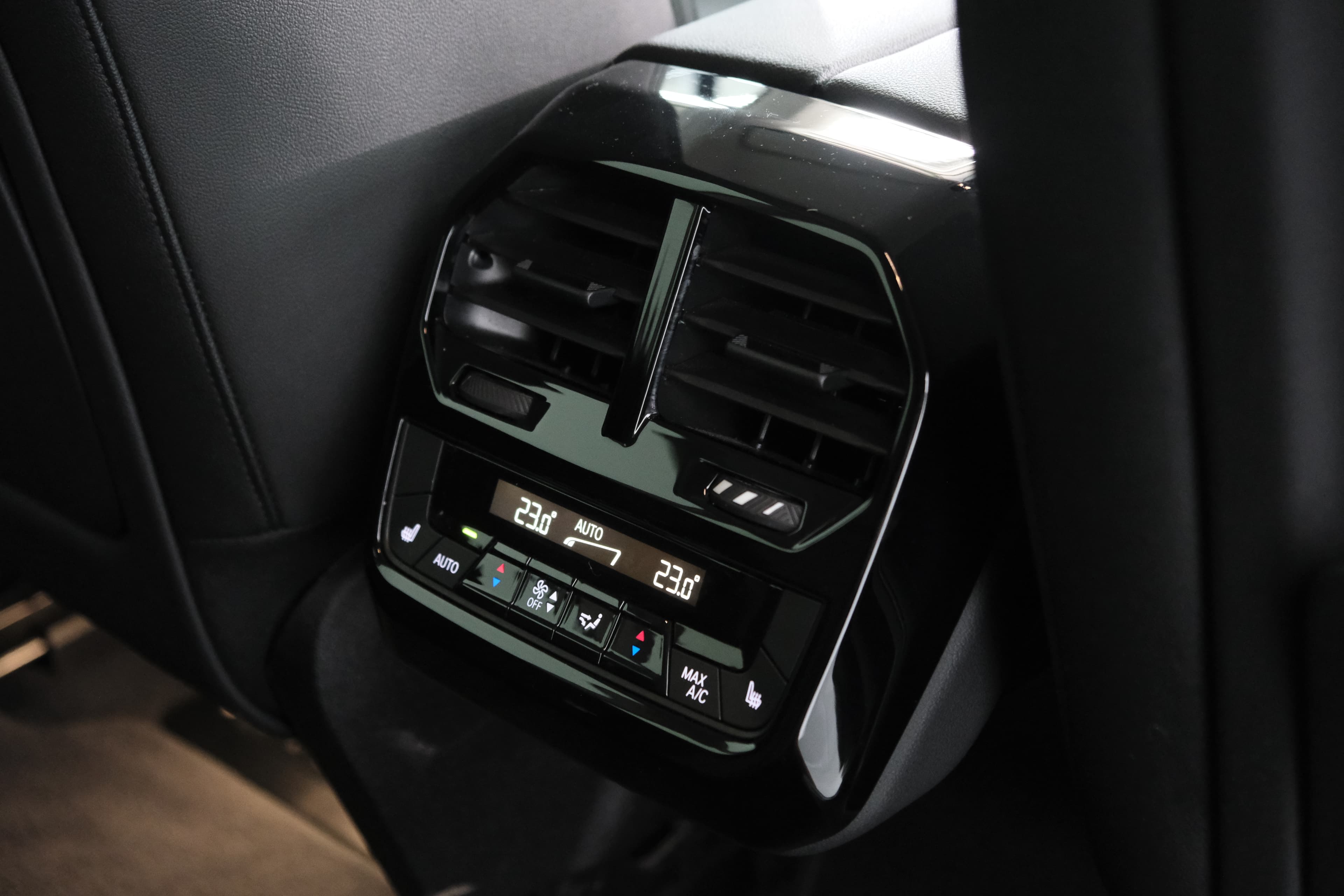 BMW iX Bild 38