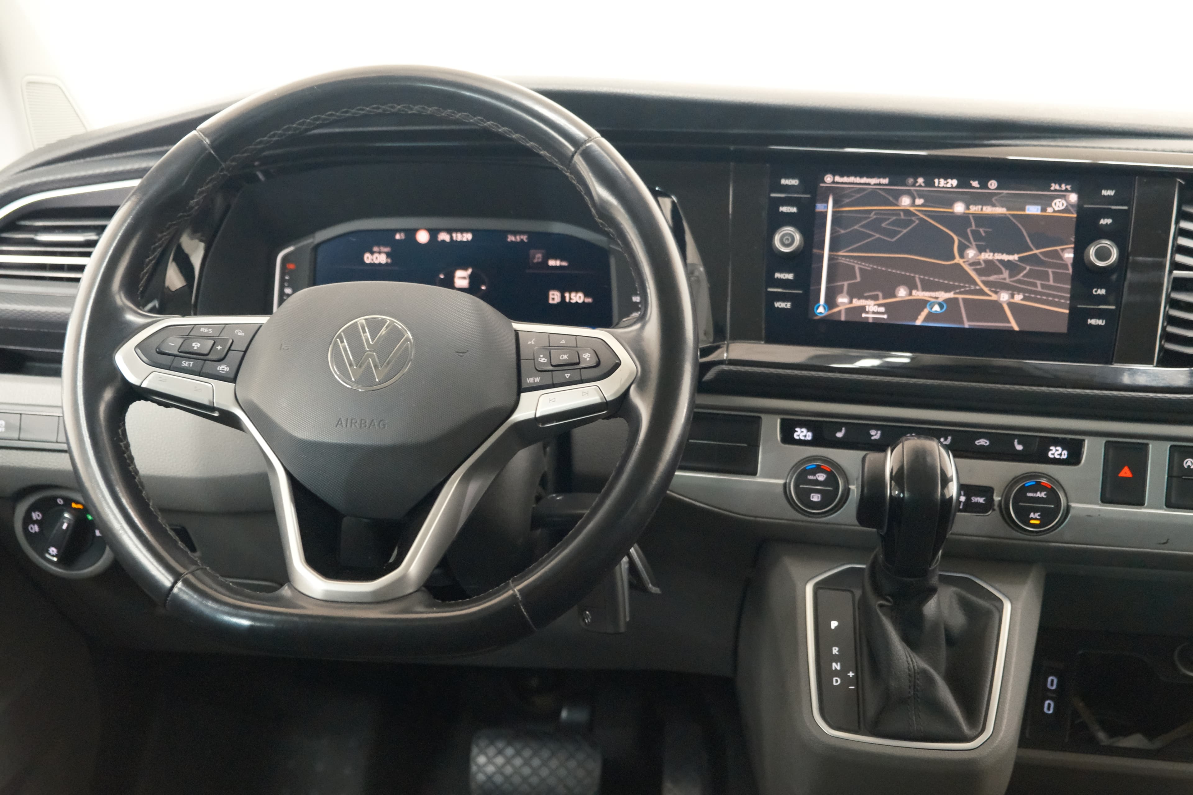 Volkswagen T6.1 Caravelle Bild 15
