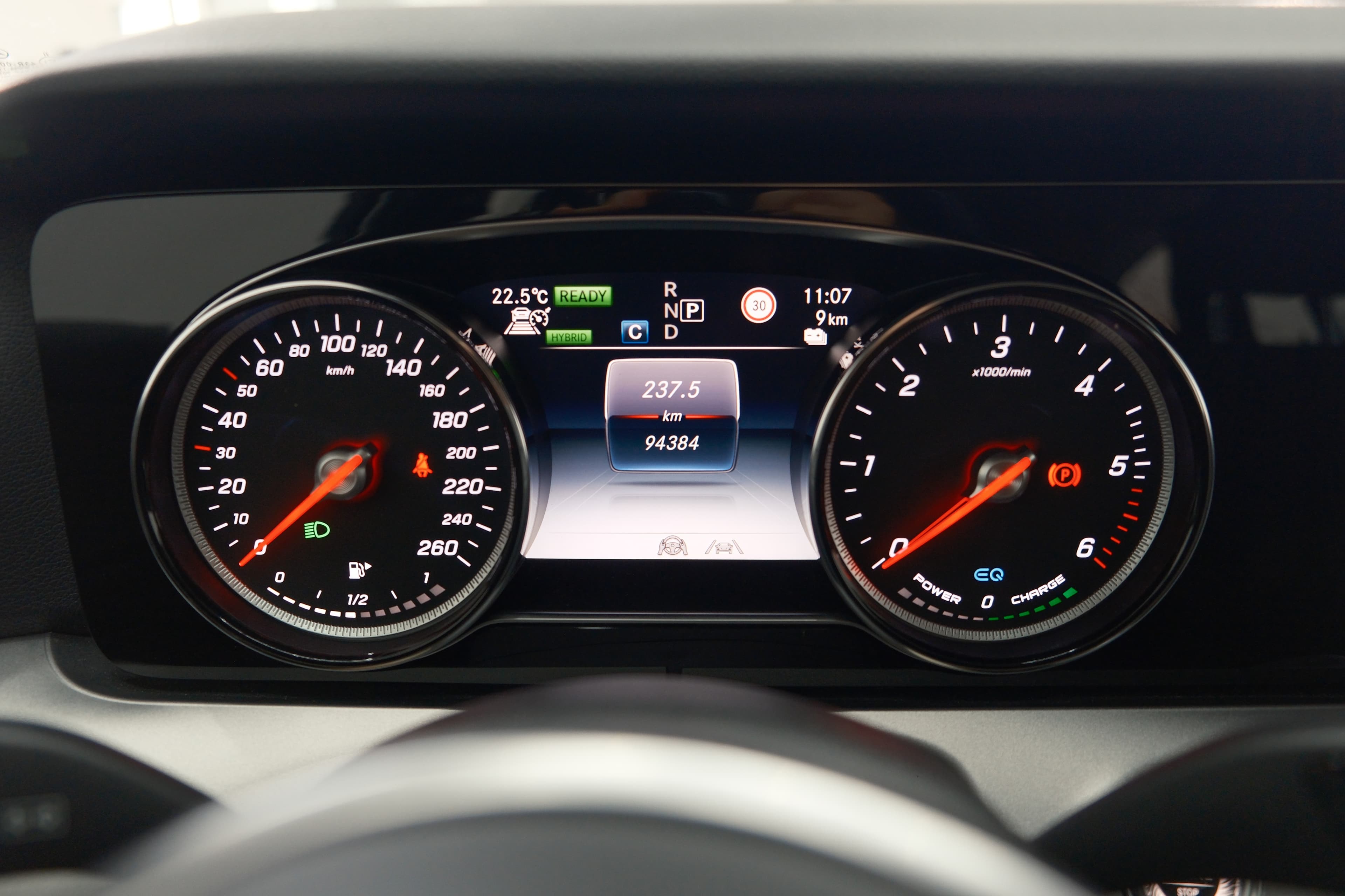Mercedes Benz E-Klasse Bild 19