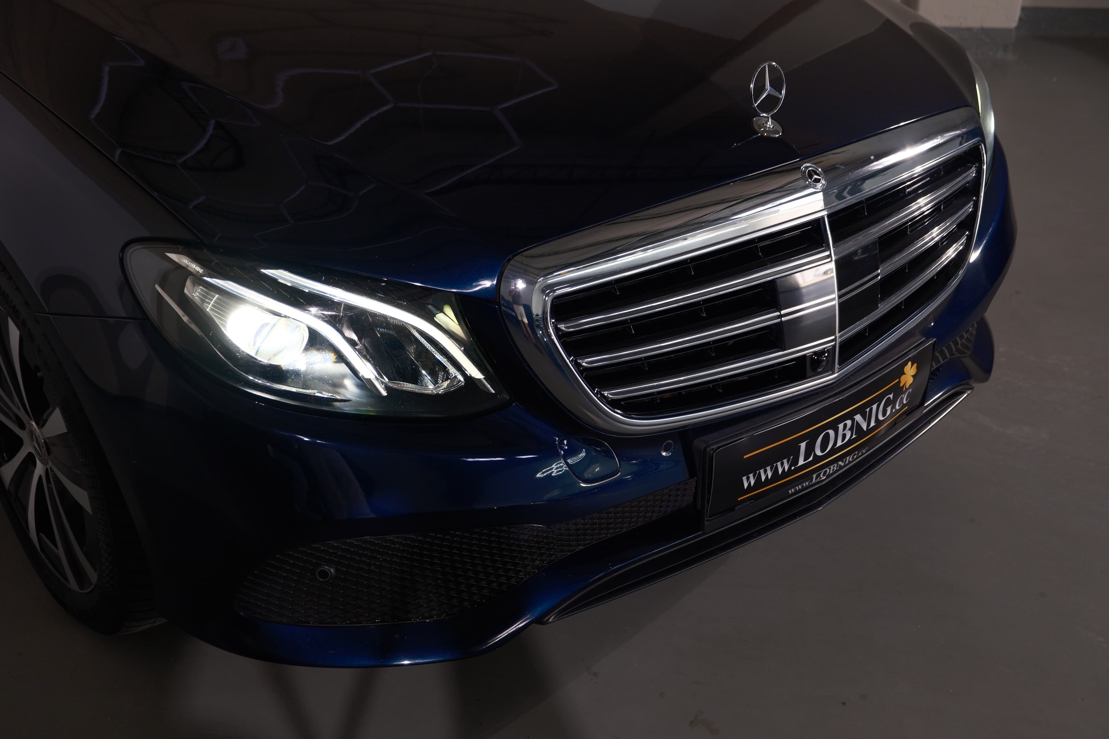 Mercedes Benz E-Klasse Bild 7