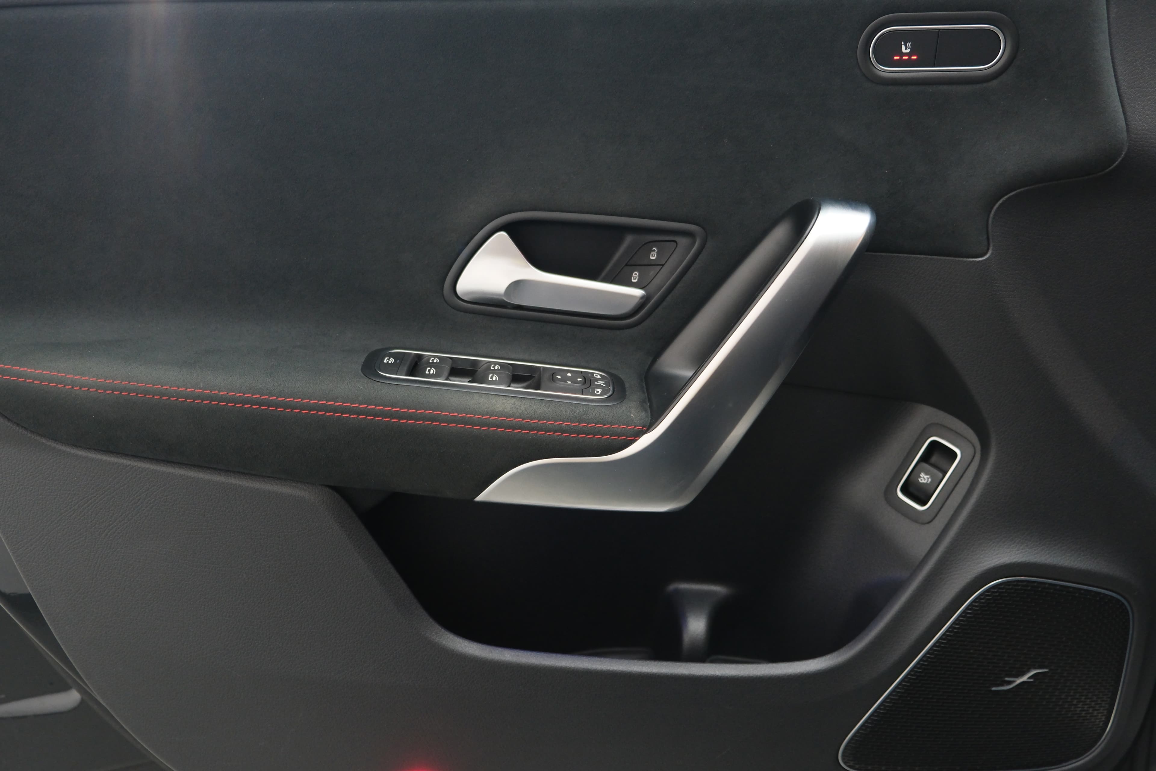 Mercedes Benz CLA  Bild 28