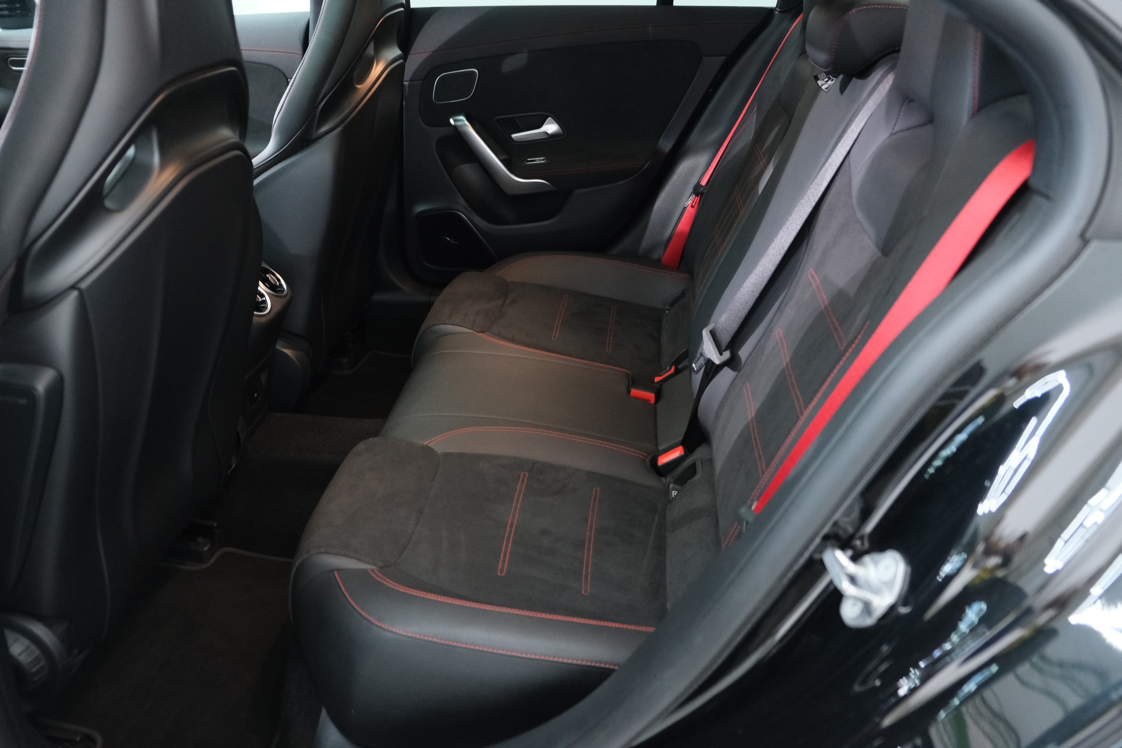 Mercedes Benz CLA  Bild 30