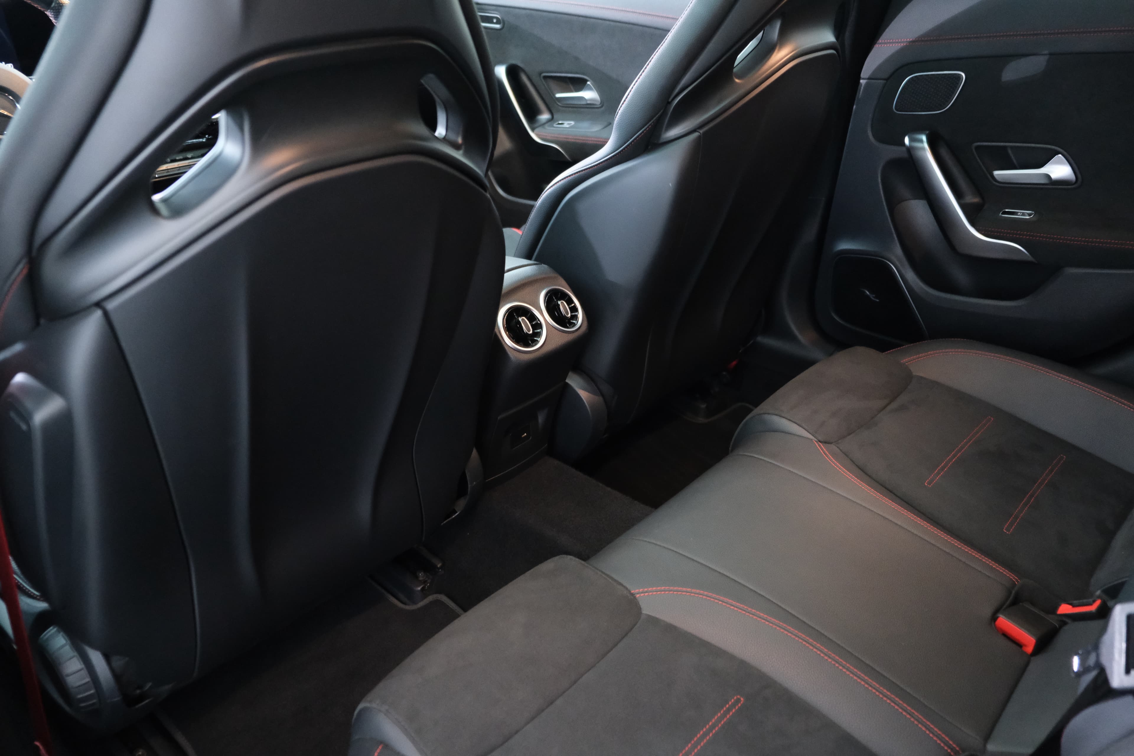 Mercedes Benz CLA  Bild 31