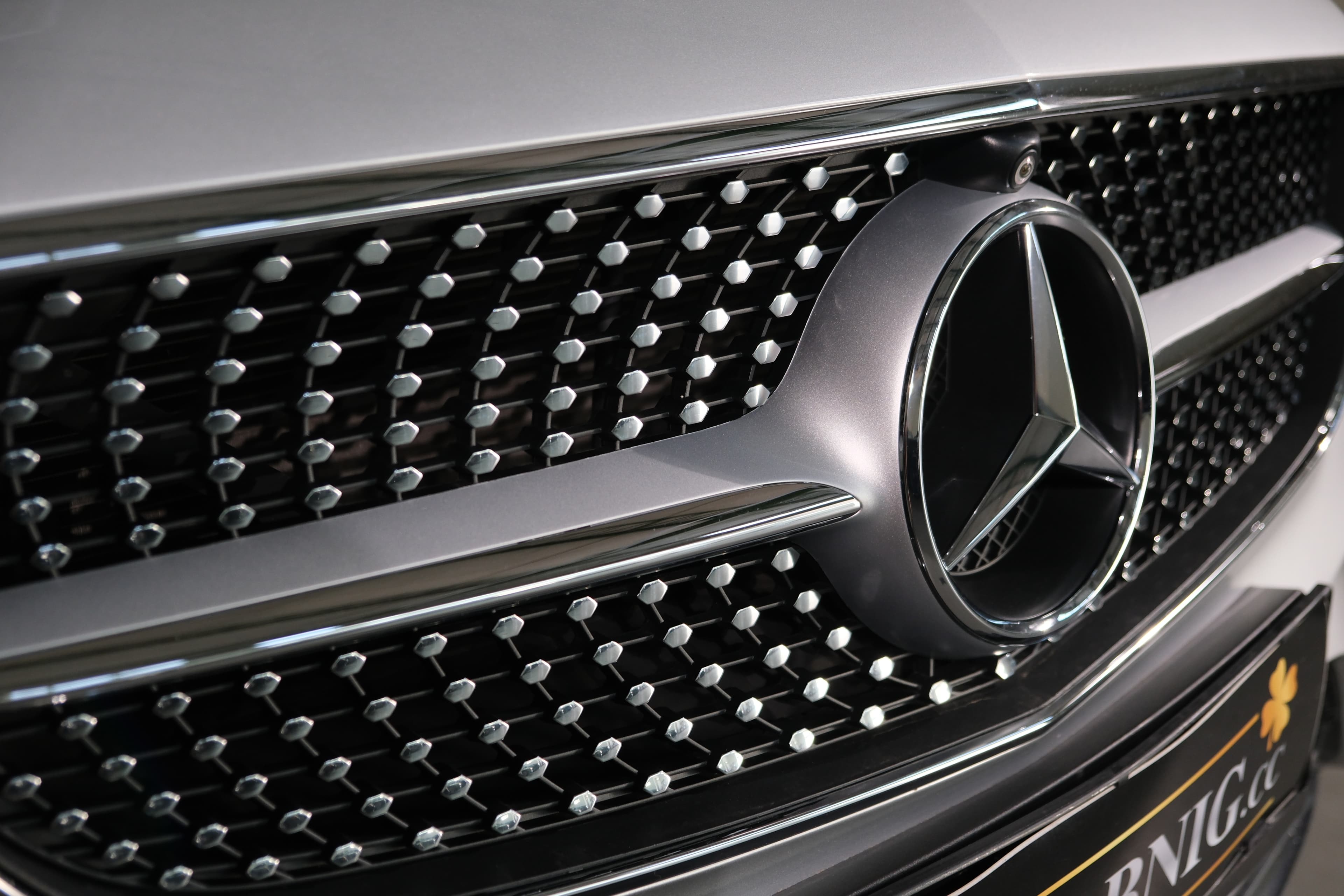 Mercedes Benz E 220 Coupe Bild 7
