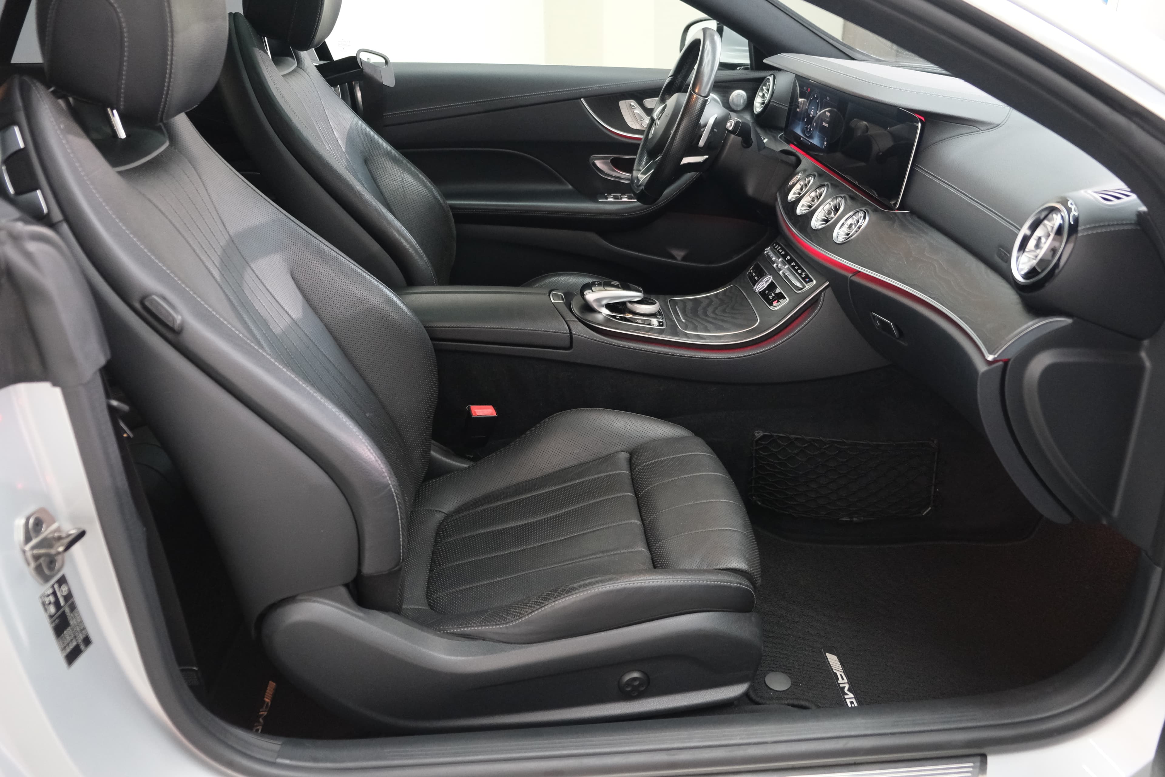 Mercedes Benz E 220 Coupe Bild 31