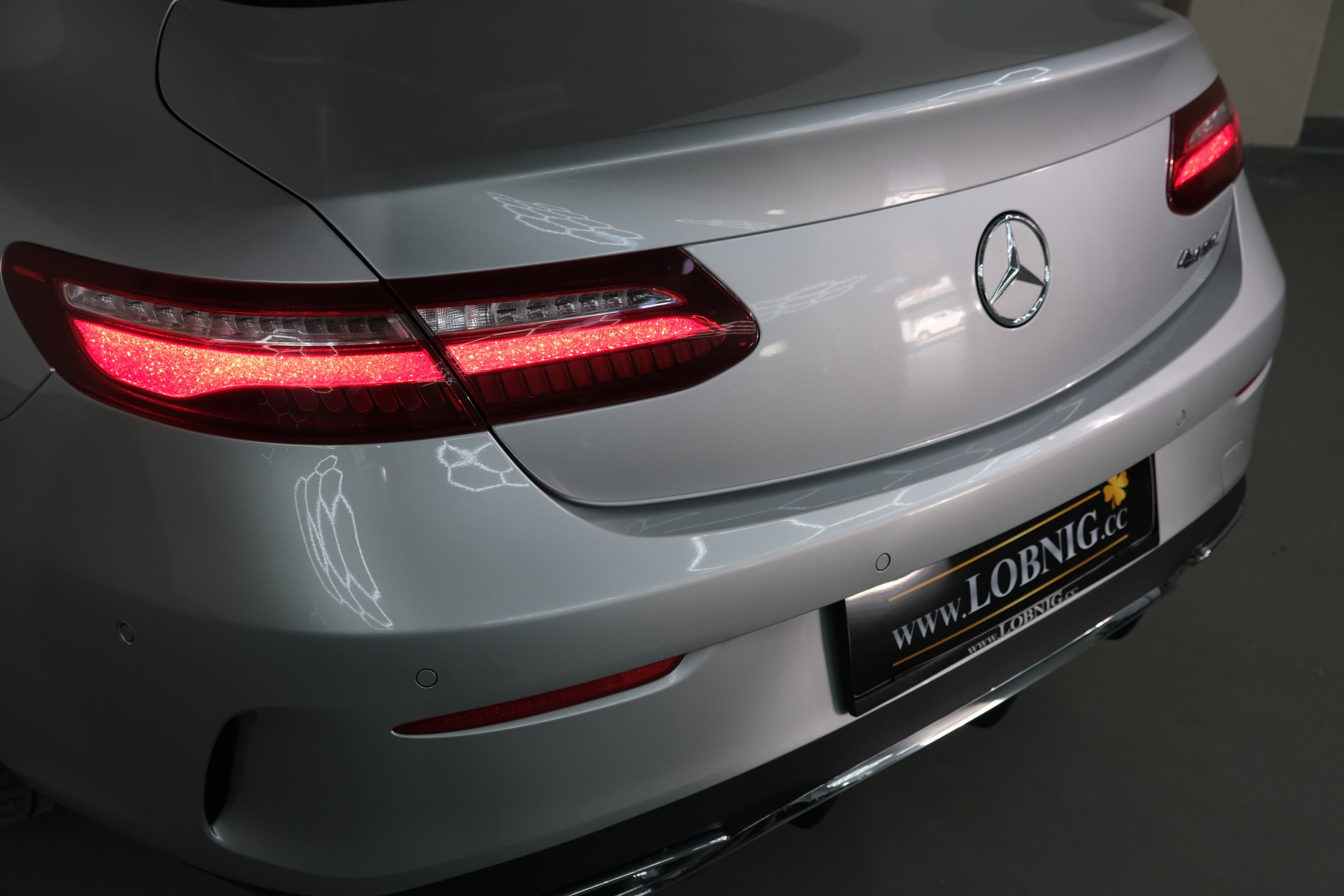 Mercedes Benz E 220 Coupe Bild 11