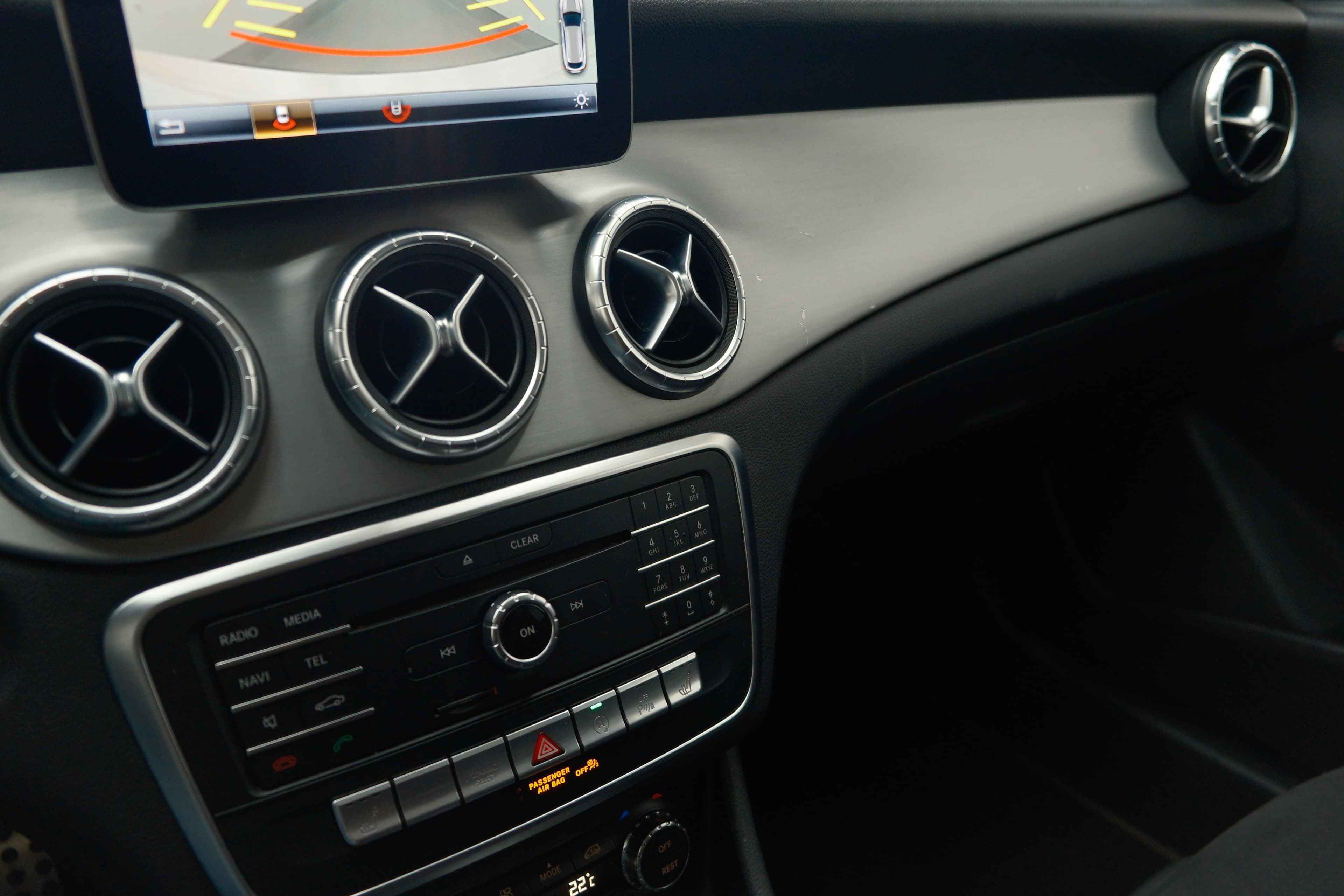 Mercedes Benz CLA 200 d Shooting Brake Bild 22