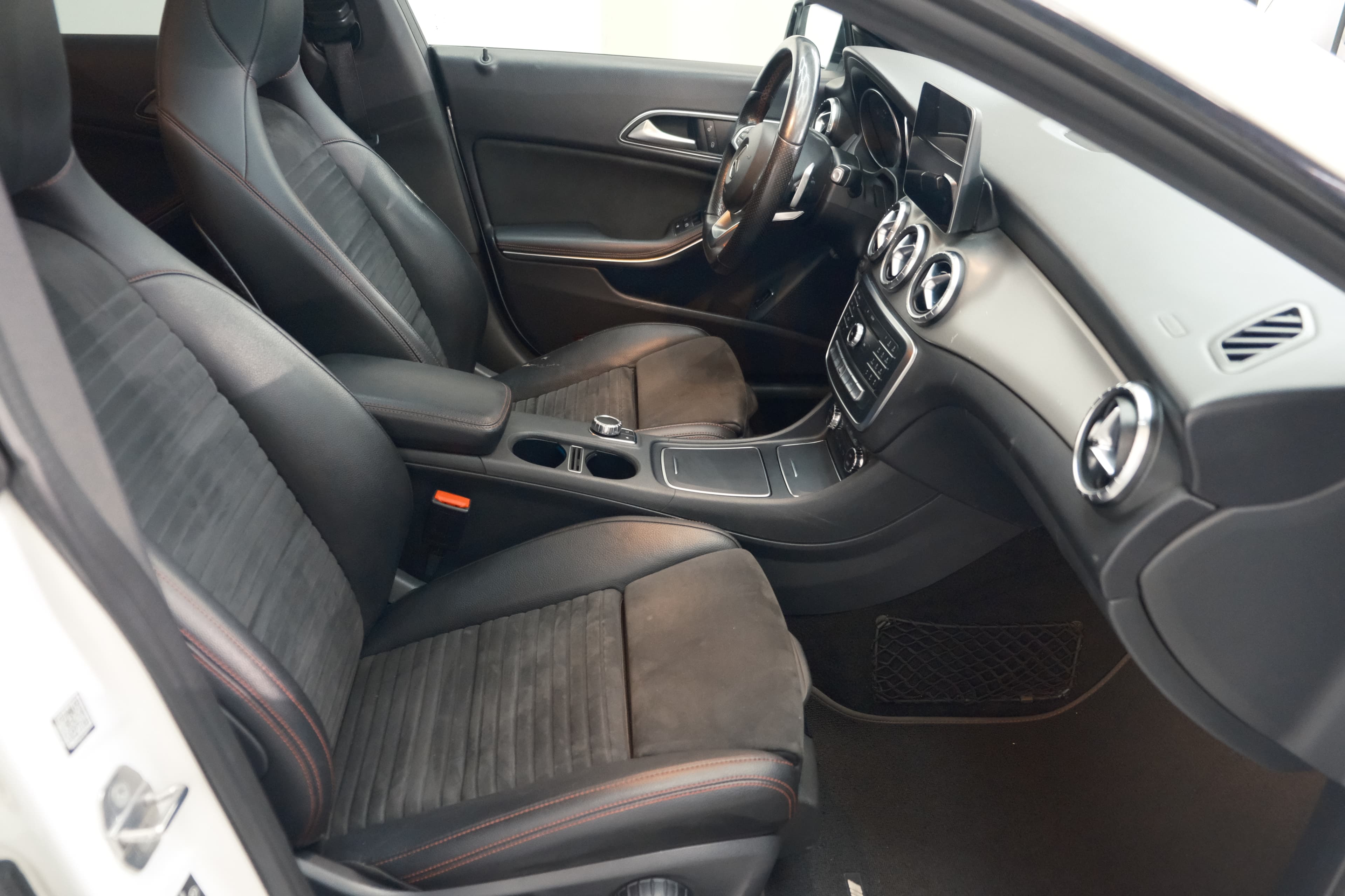 Mercedes Benz CLA 200 d Shooting Brake Bild 26