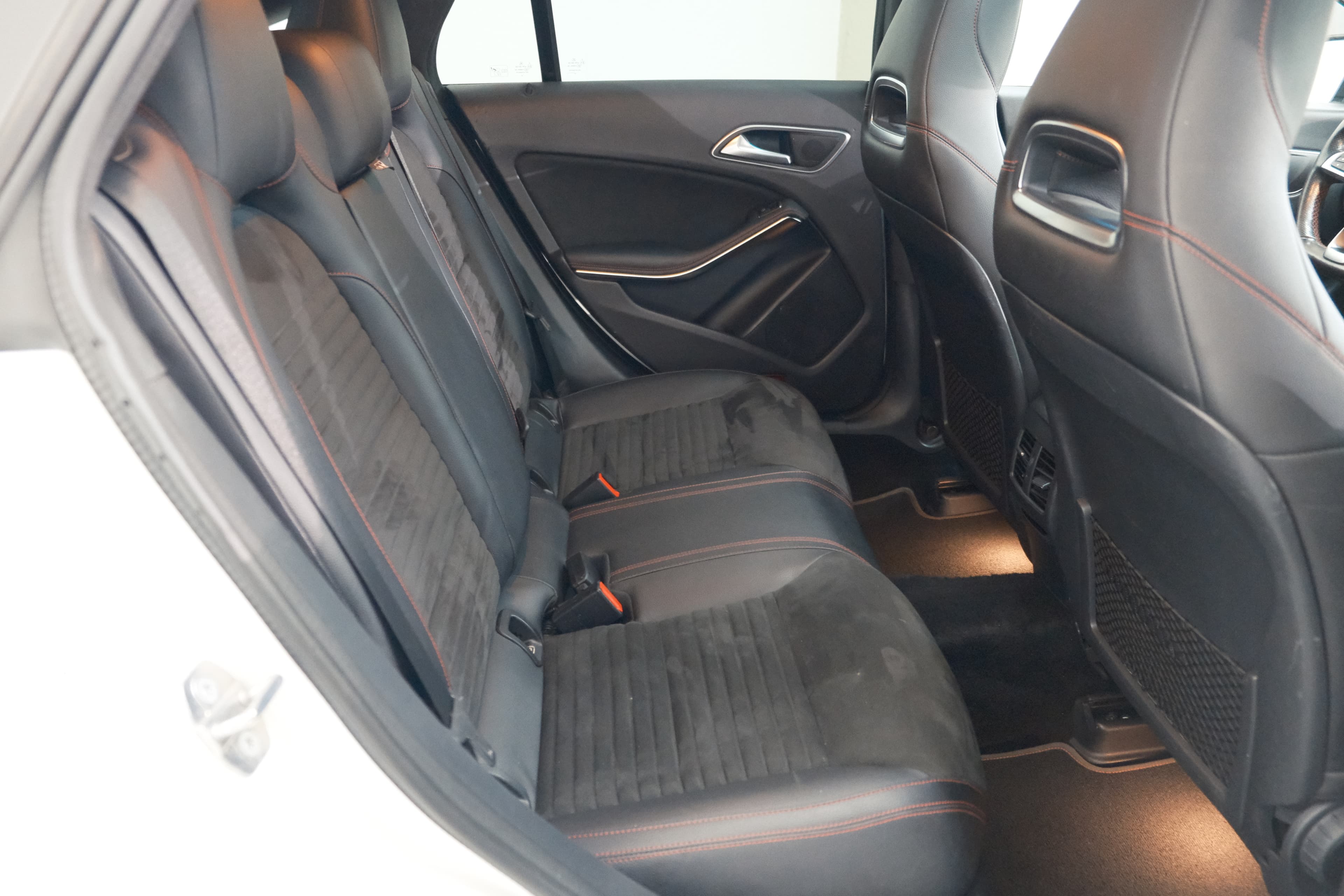 Mercedes Benz CLA 200 d Shooting Brake Bild 30