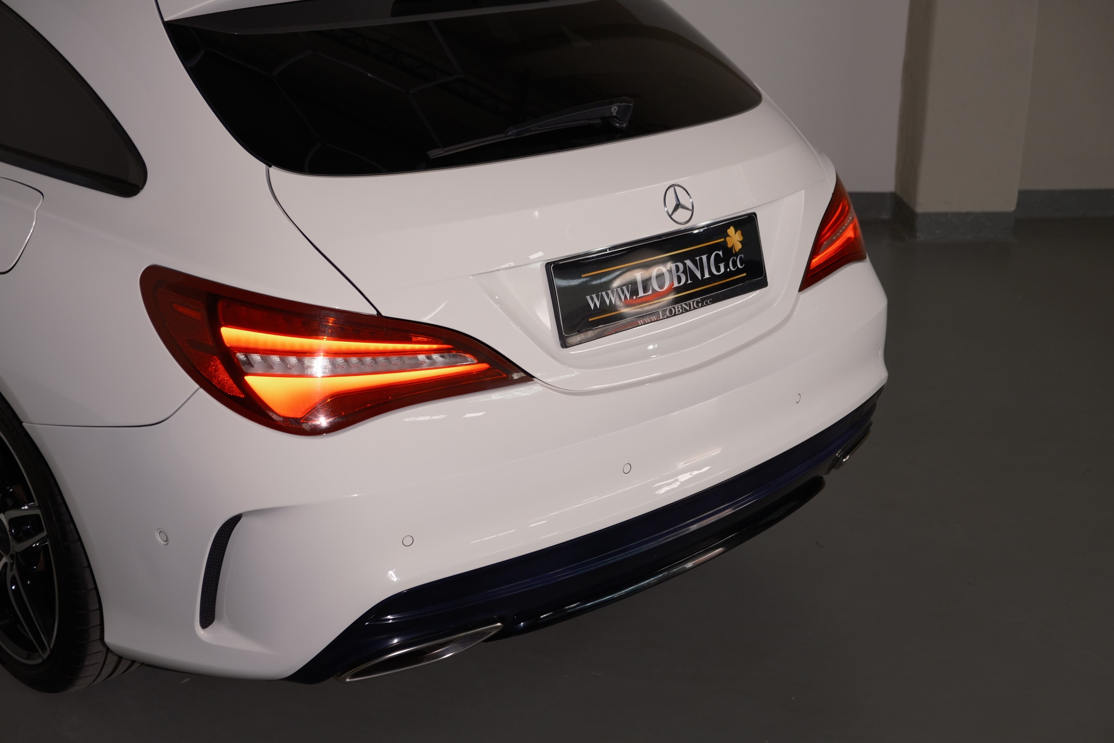 Mercedes Benz CLA 200 d Shooting Brake Bild 11