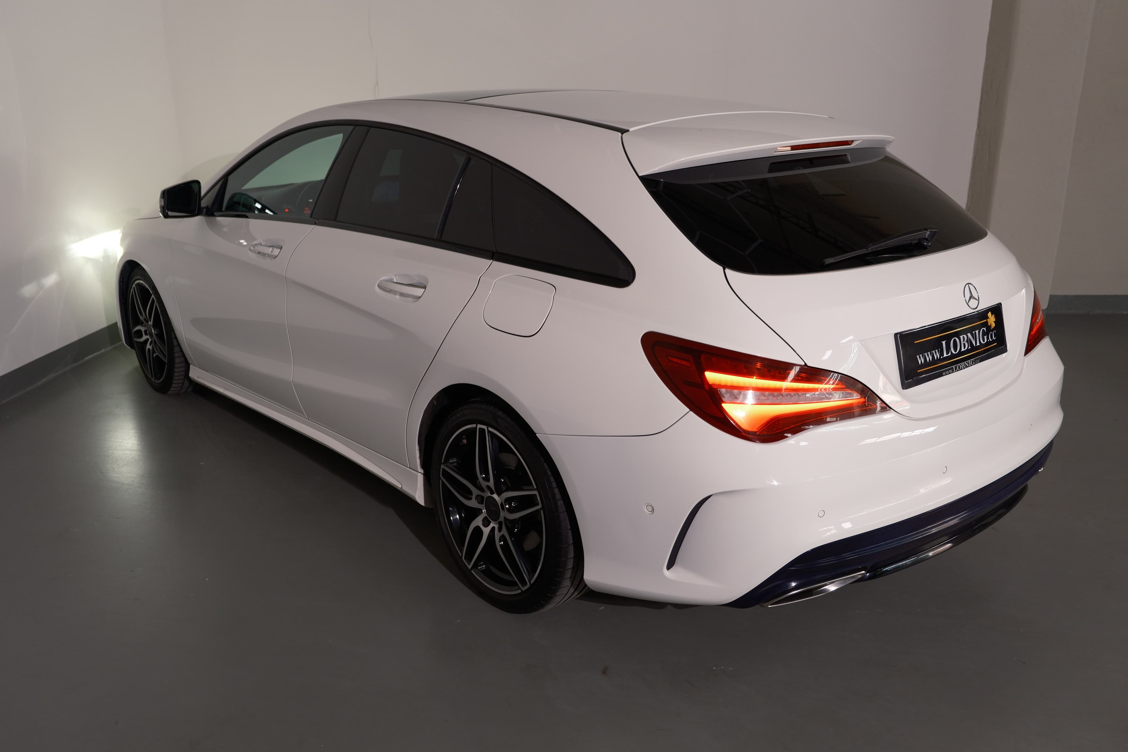 Mercedes Benz CLA 200 d Shooting Brake Bild 10