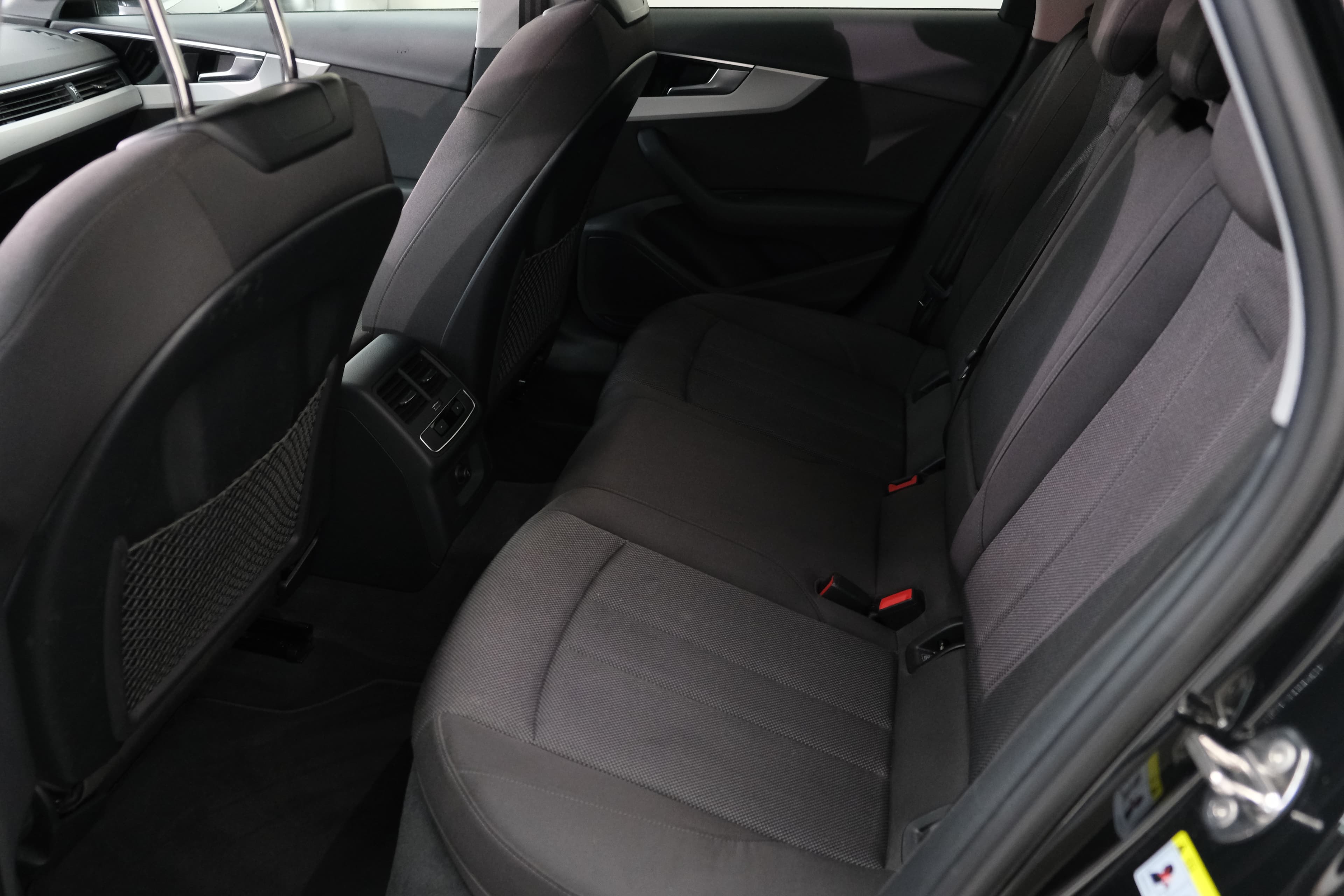 Audi A4 Bild 26