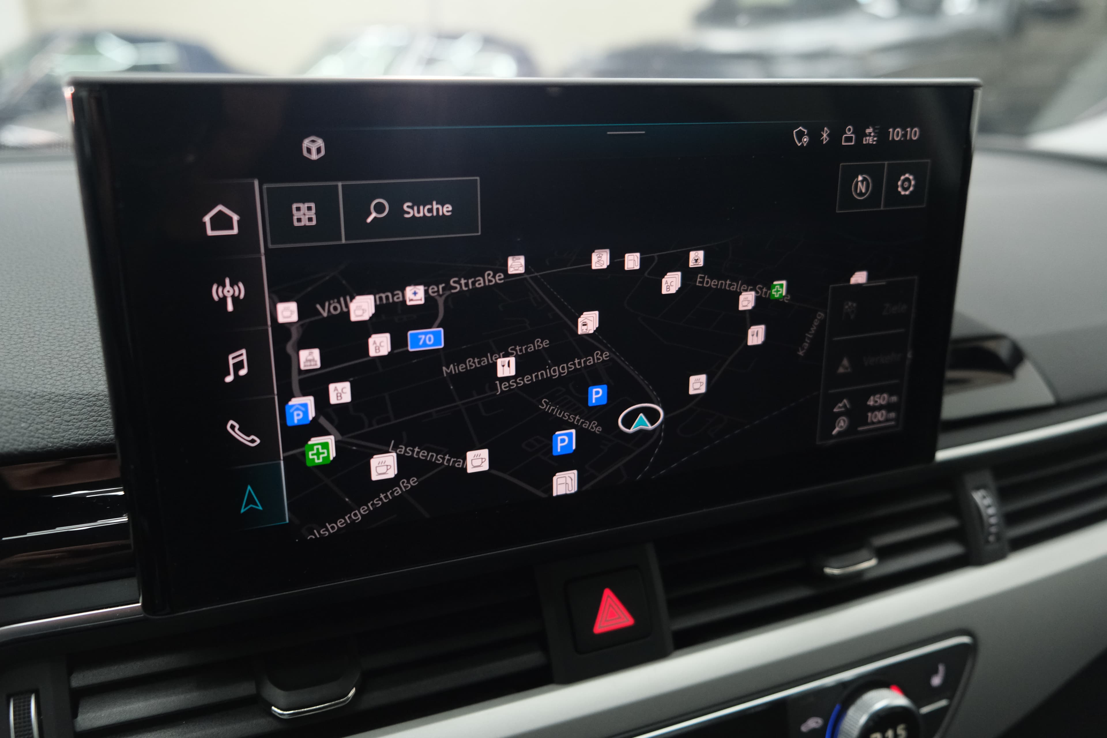 Audi A4 Bild 18