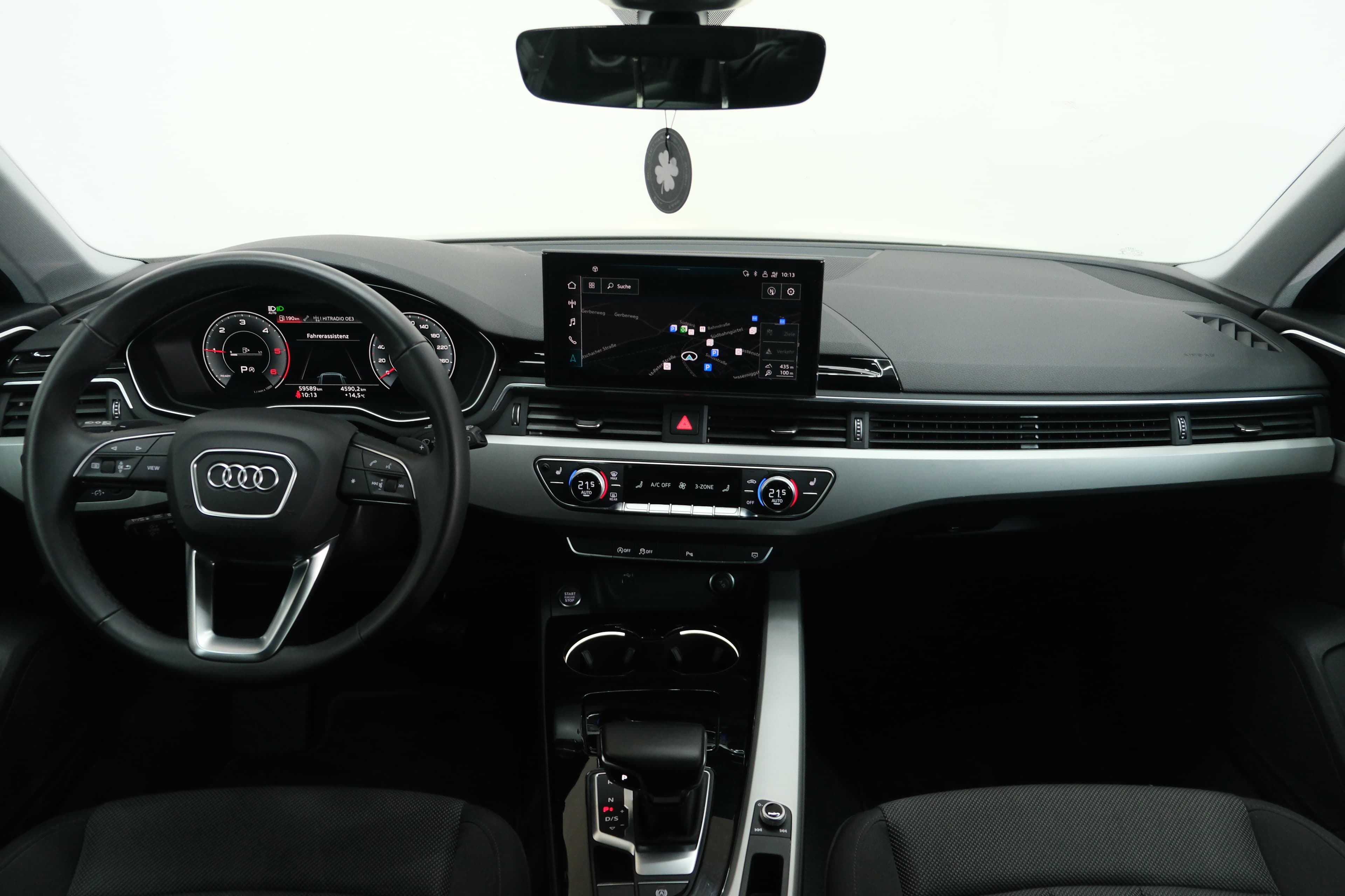 Audi A4 Bild 11