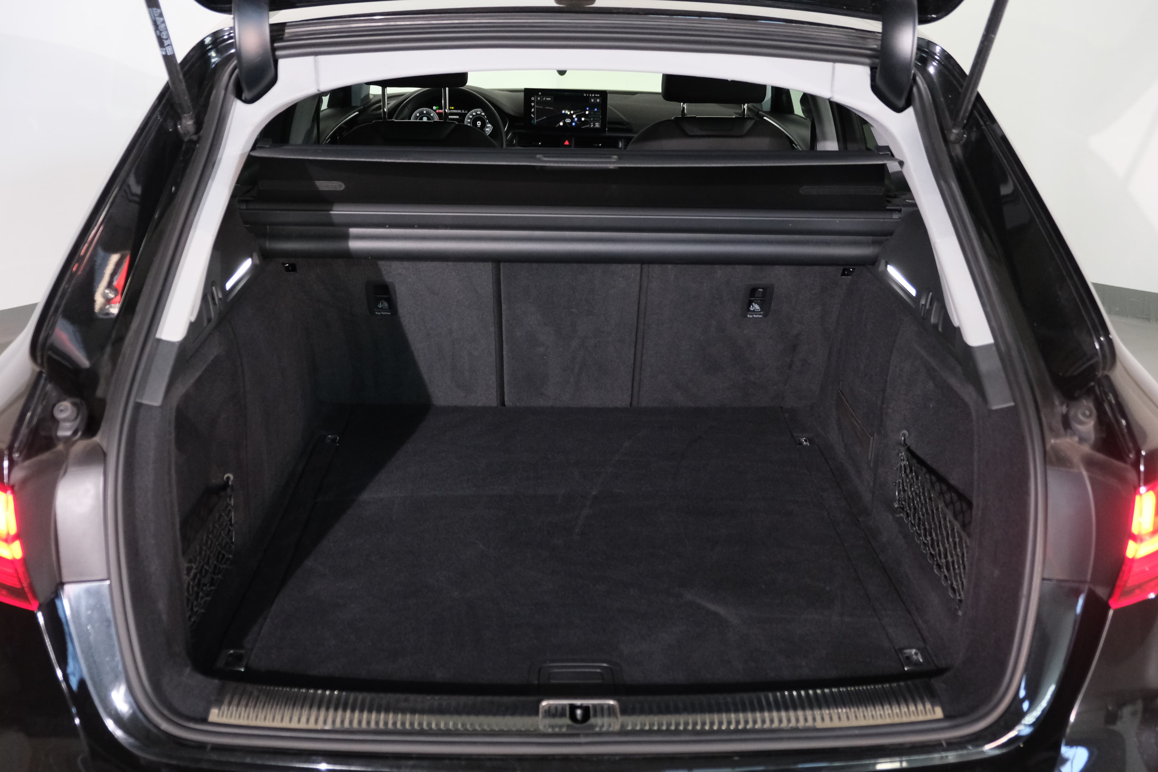 Audi A4 Bild 28