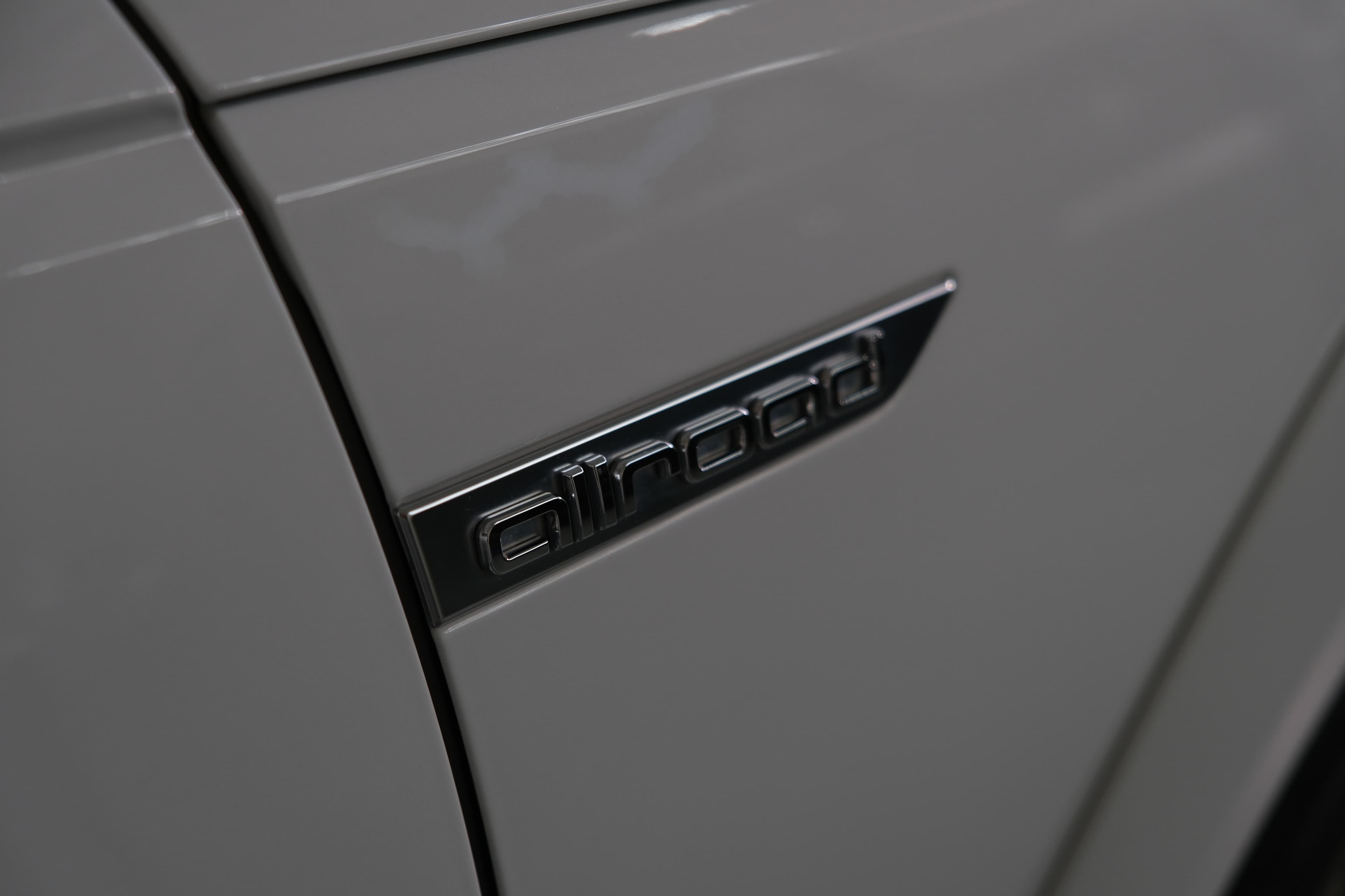 Audi A4 Allroad Bild 6