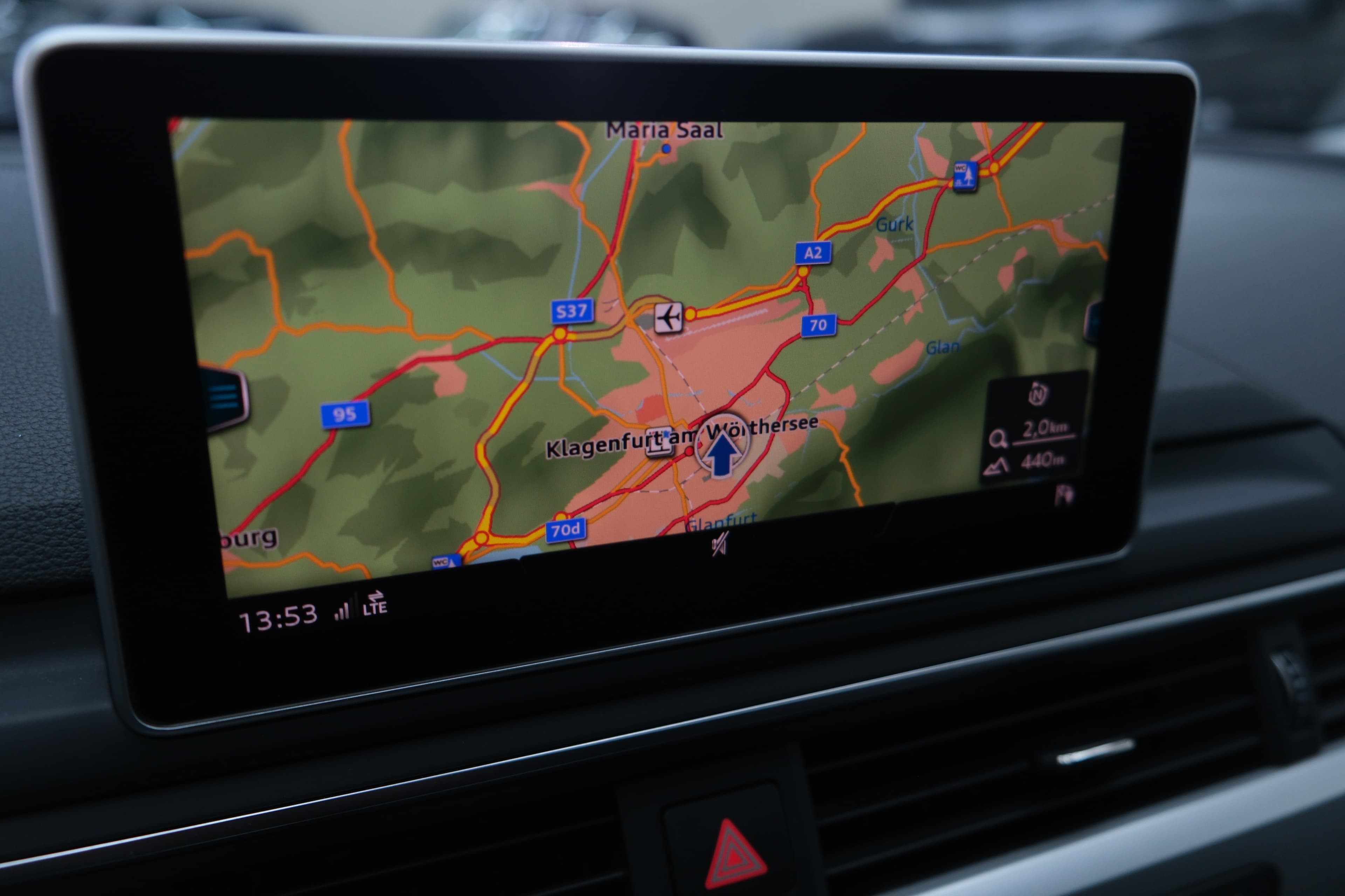 Audi A4 Allroad Bild 18