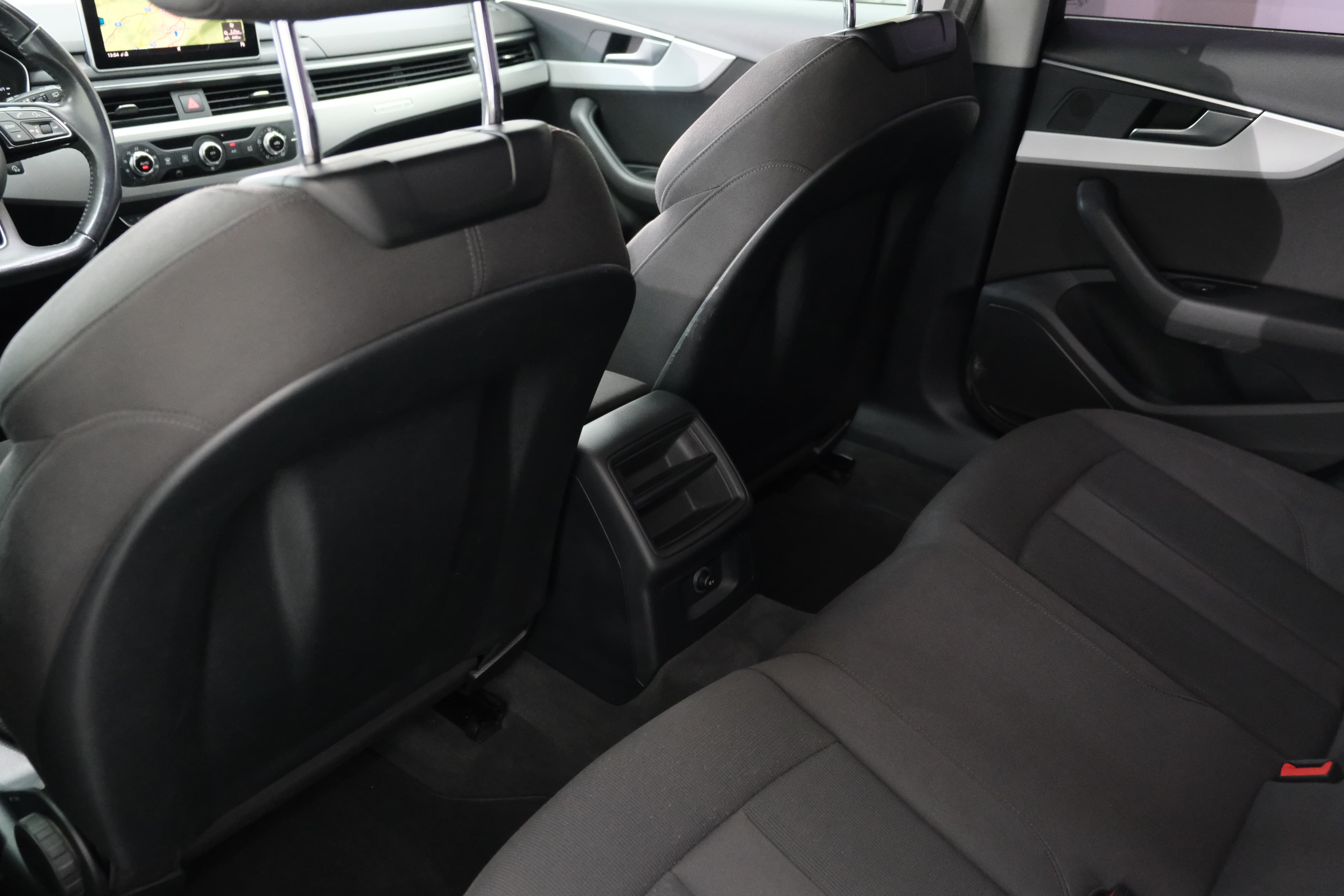Audi A4 Allroad Bild 28