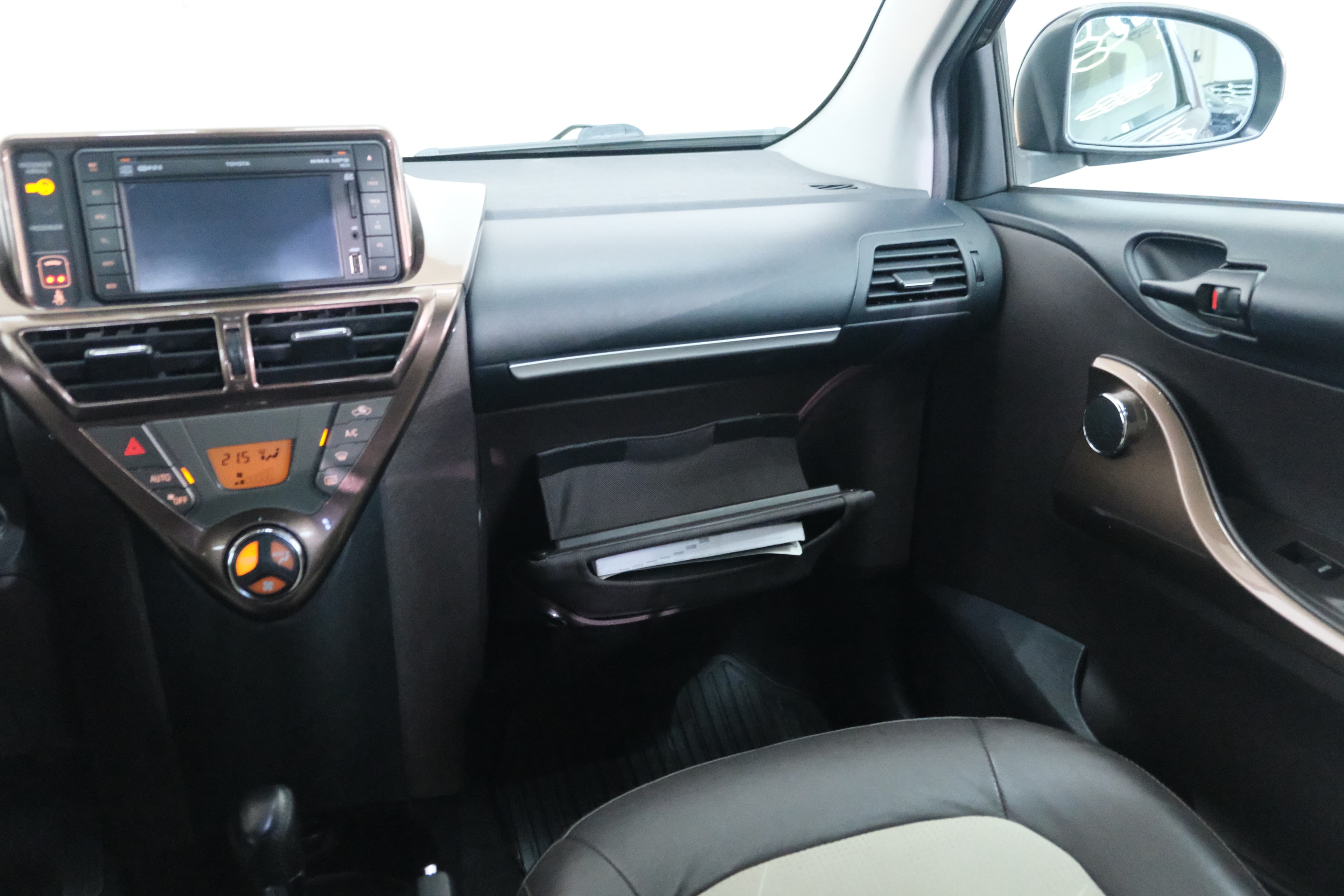 Toyota iQ Bild 13