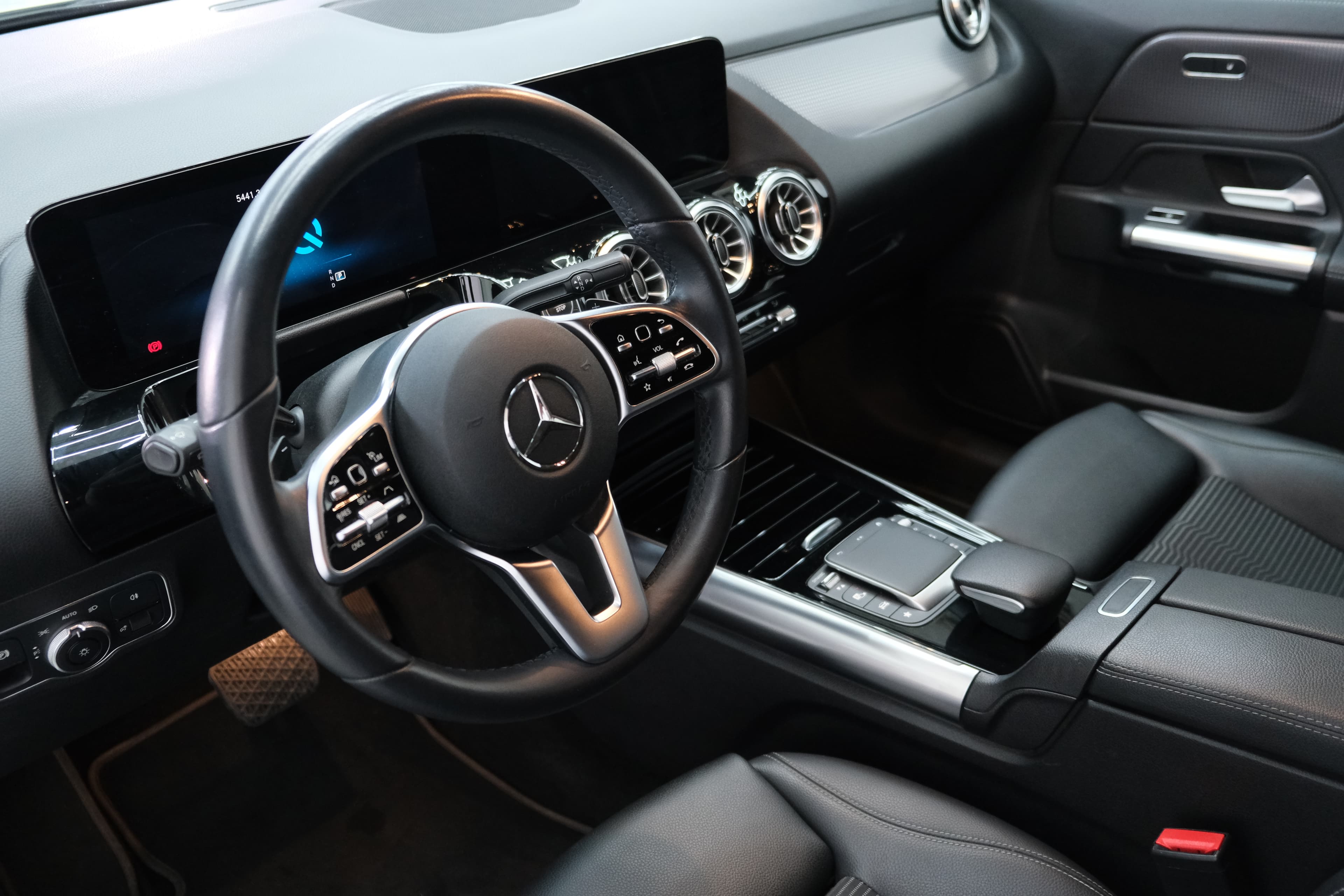 Mercedes Benz EQA  Bild 15