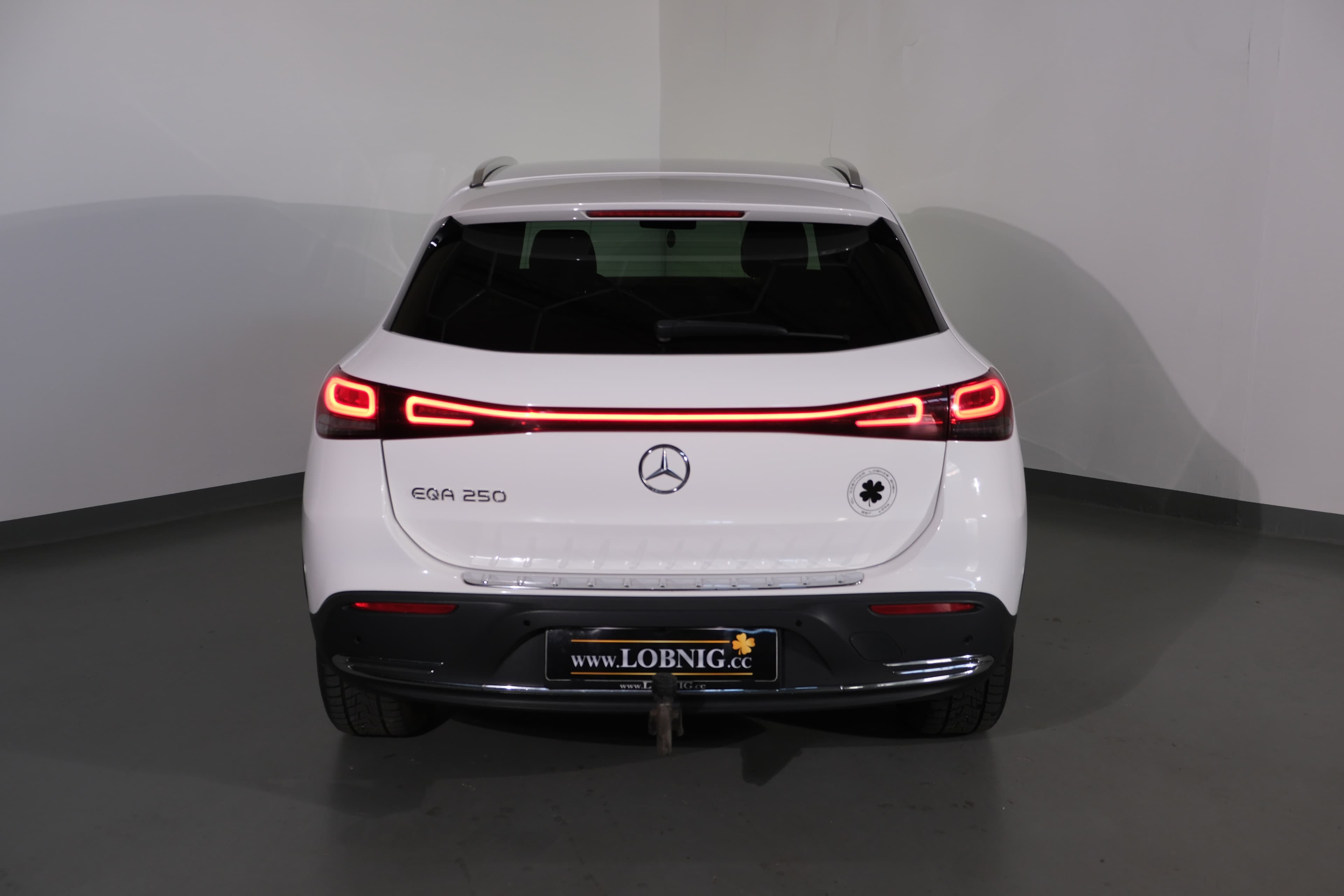 Mercedes Benz EQA  Bild 8